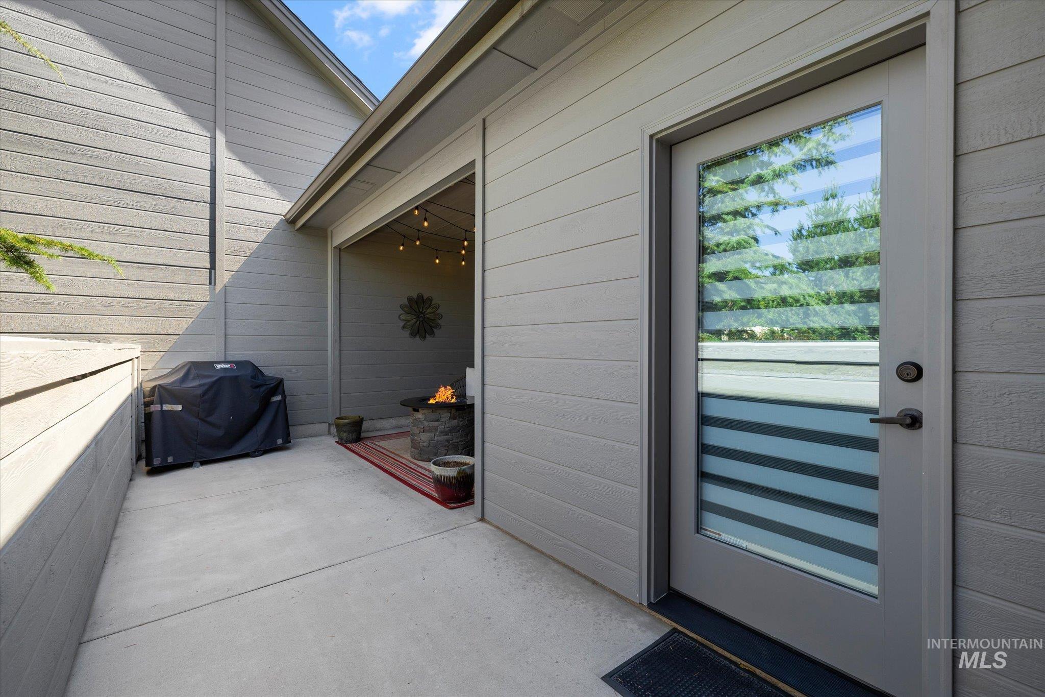 2020 S Gedalio Ln., Meridian, Idaho 83642, 2 Bedrooms, 2 Bathrooms, Residential For Sale, Price $489,900, 98991536