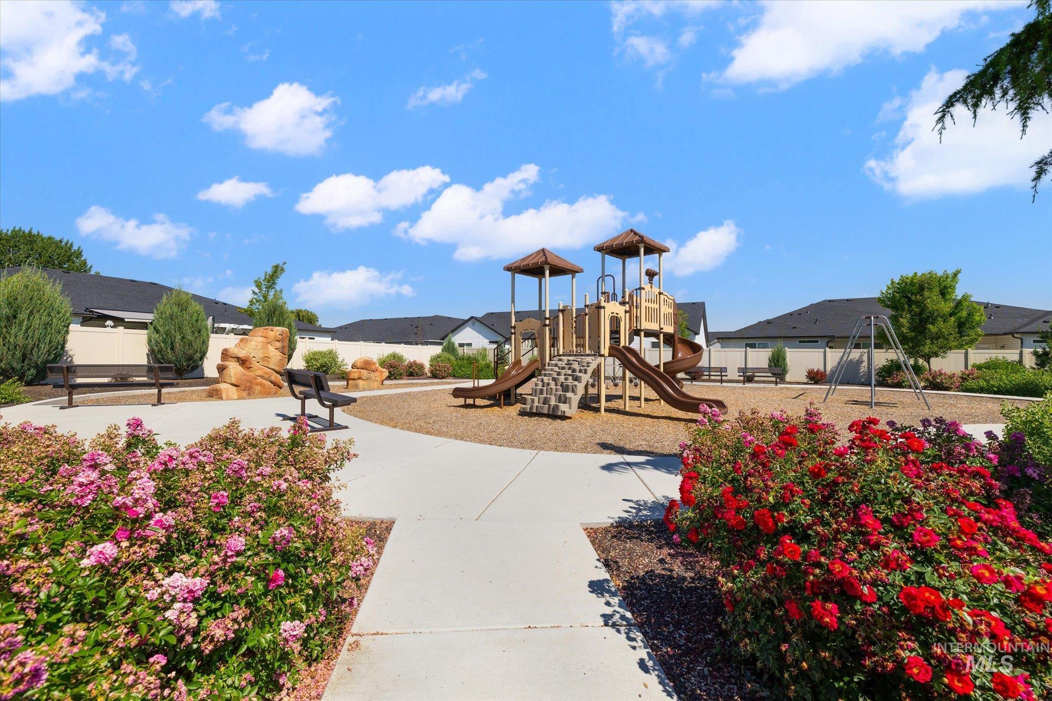2020 S Gedalio Ln., Meridian, Idaho 83642, 2 Bedrooms, 2 Bathrooms, Residential For Sale, Price $489,900, 98991536