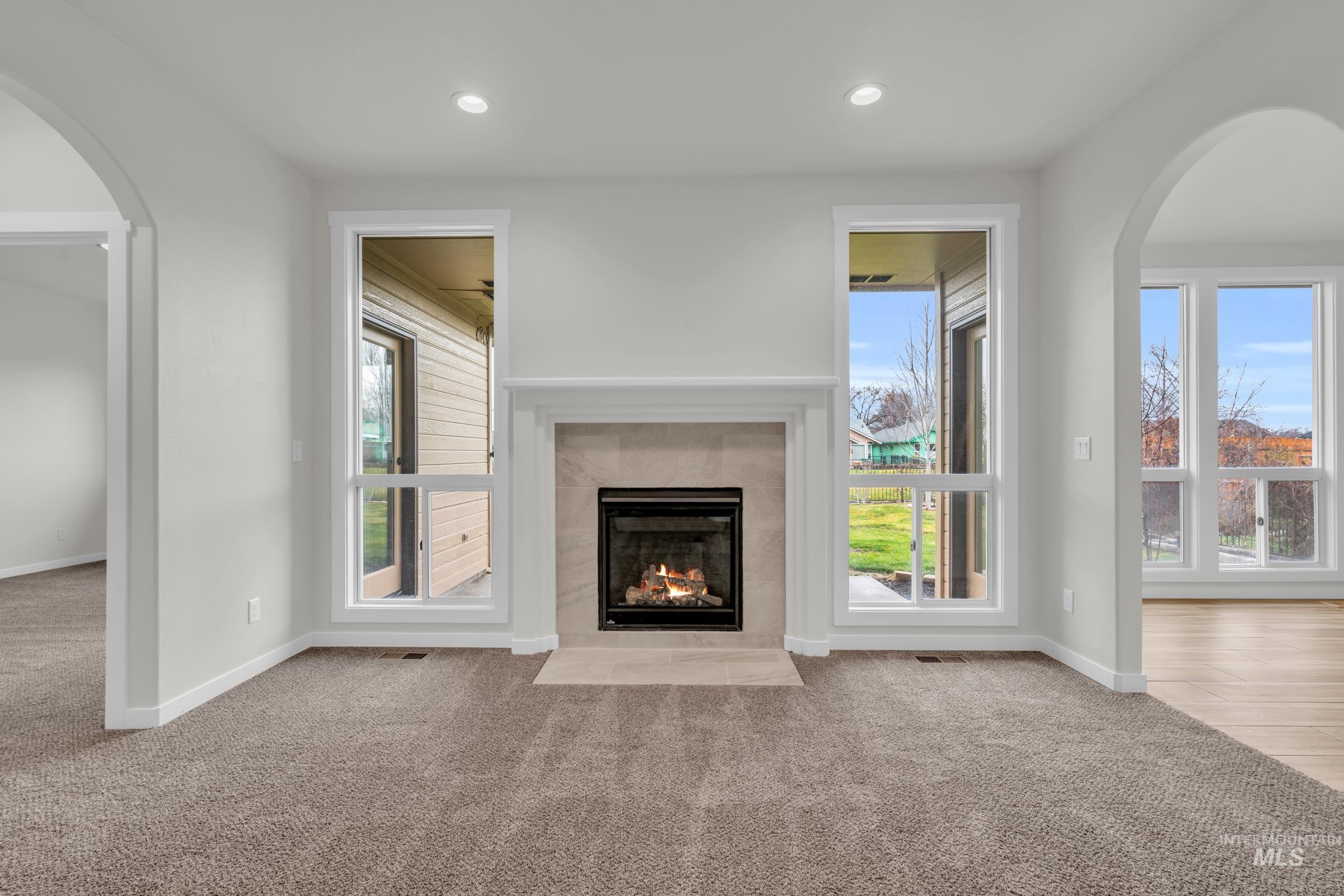 1889 Pilgrim ave, Boise, Idaho 83704, 3 Bedrooms, 2 Bathrooms, Residential Income For Sale, Price $475,000,MLS 98991539