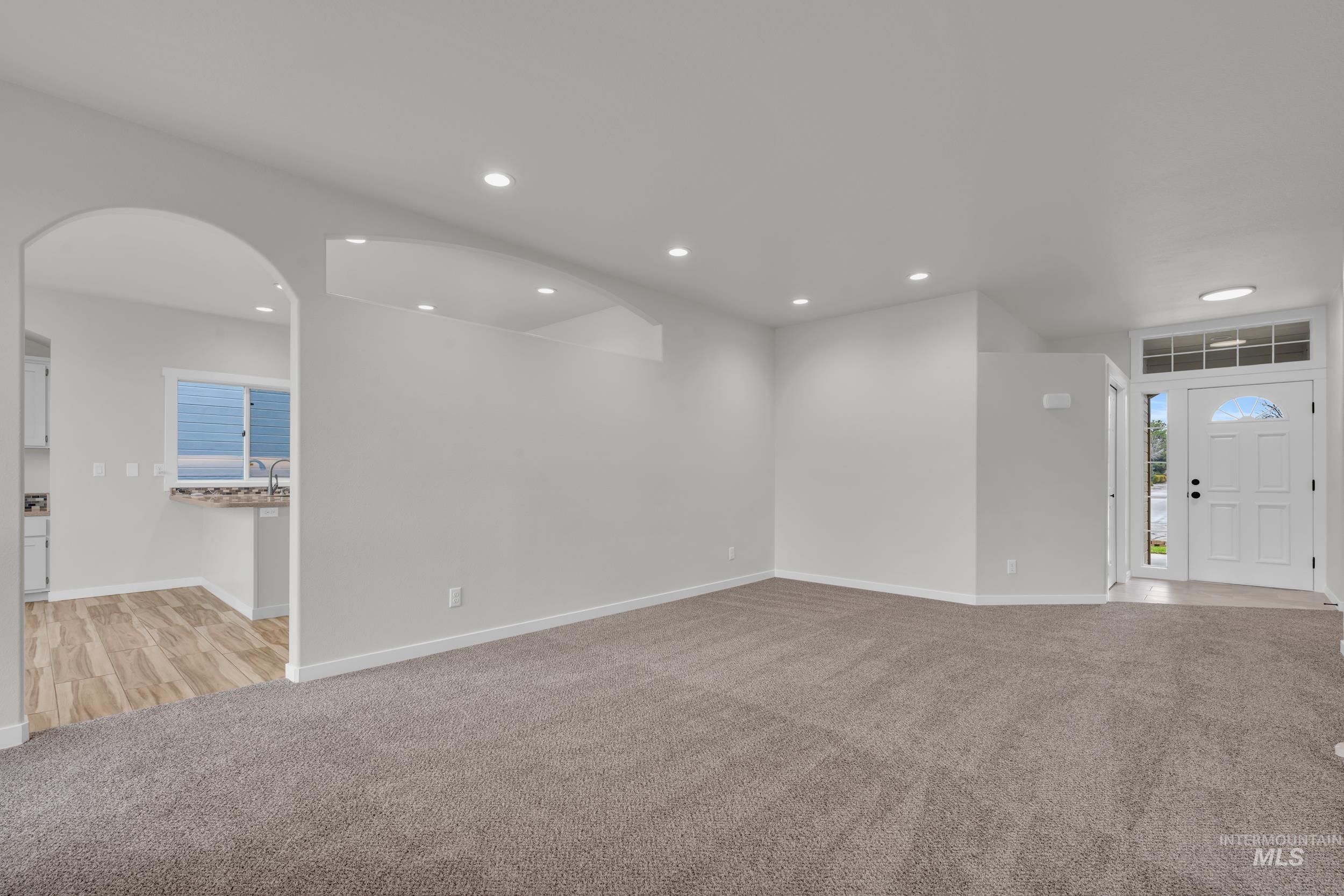 1889 Pilgrim ave, Boise, Idaho 83704, 3 Bedrooms, 2 Bathrooms, Residential Income For Sale, Price $475,000,MLS 98991539