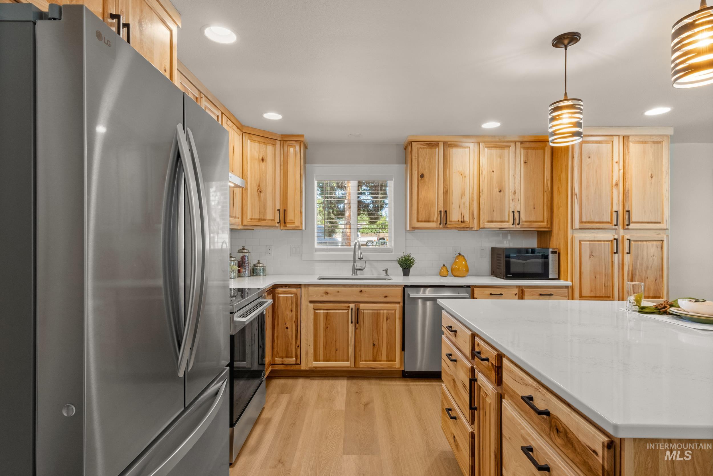 9281 W Wenatchee Ct., Boise, Idaho 83709, 3 Bedrooms, 2 Bathrooms, Residential For Sale, Price $684,900, 98991540