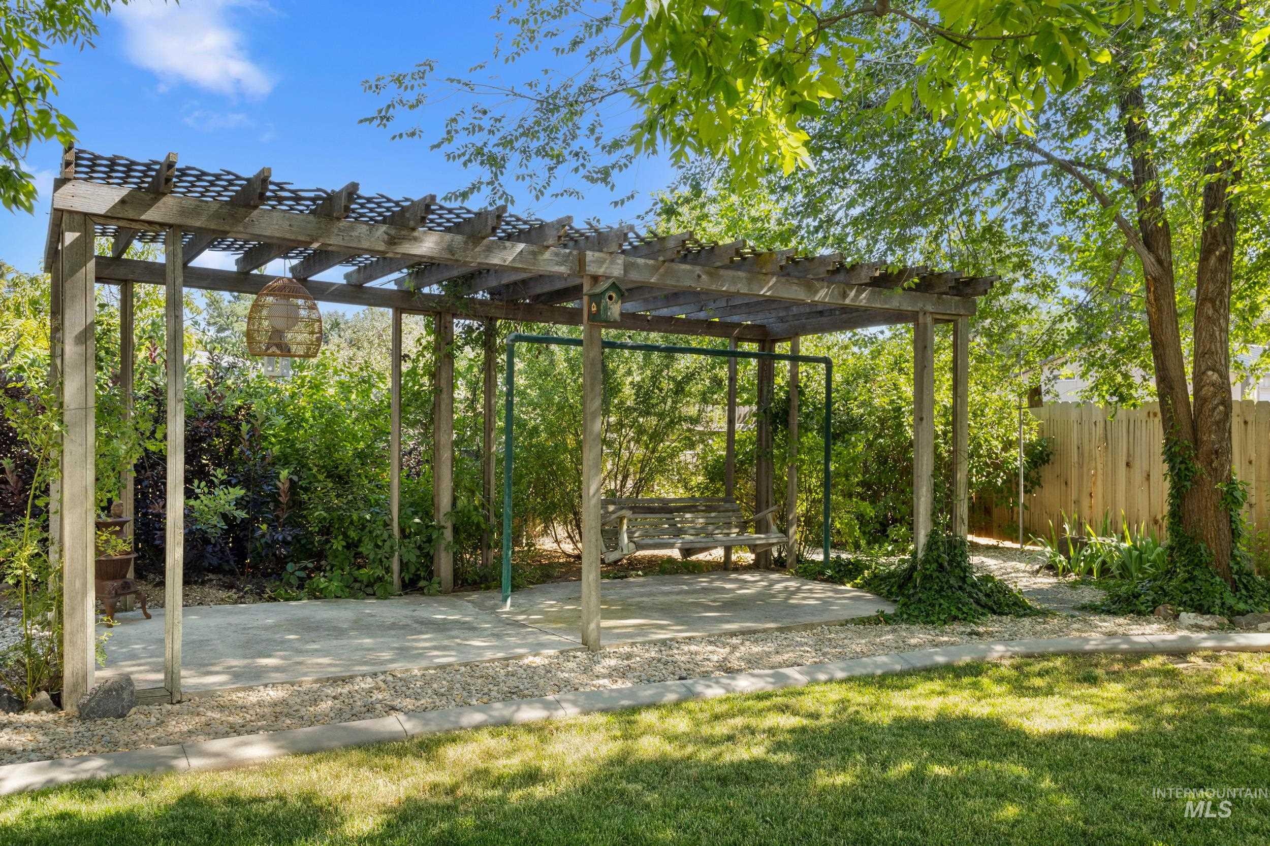 9281 W Wenatchee Ct., Boise, Idaho 83709, 3 Bedrooms, 2 Bathrooms, Residential For Sale, Price $684,900, 98991540