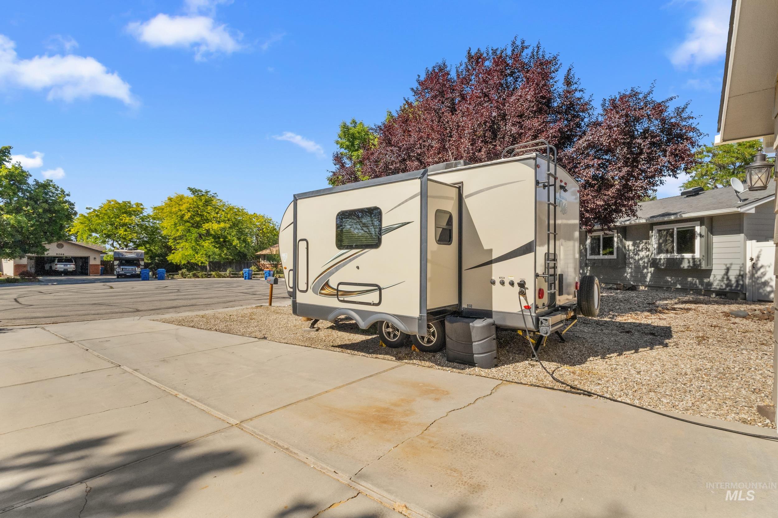 9281 W Wenatchee Ct., Boise, Idaho 83709, 3 Bedrooms, 2 Bathrooms, Residential For Sale, Price $684,900, 98991540