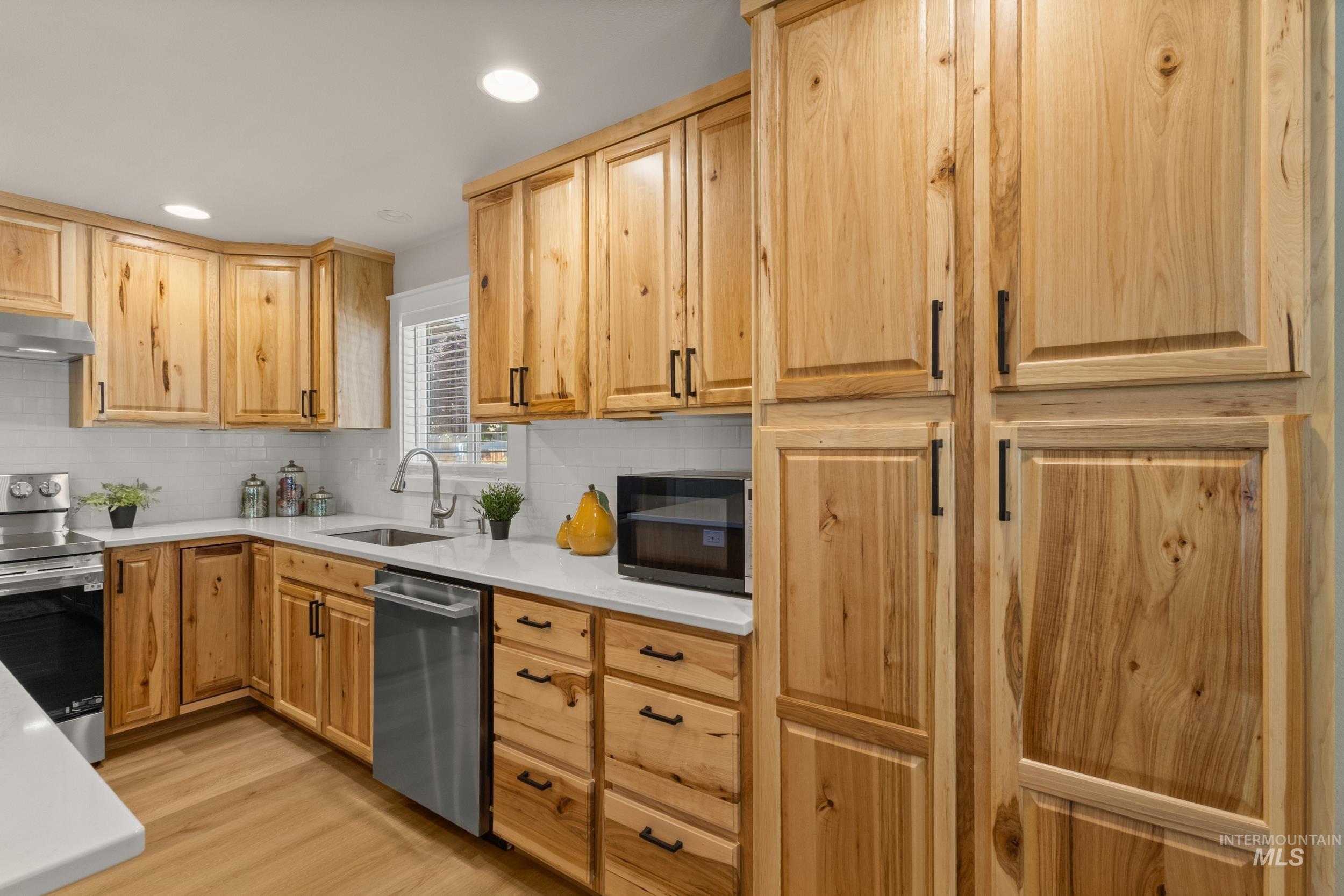 9281 W Wenatchee Ct., Boise, Idaho 83709, 3 Bedrooms, 2 Bathrooms, Residential For Sale, Price $684,900, 98991540