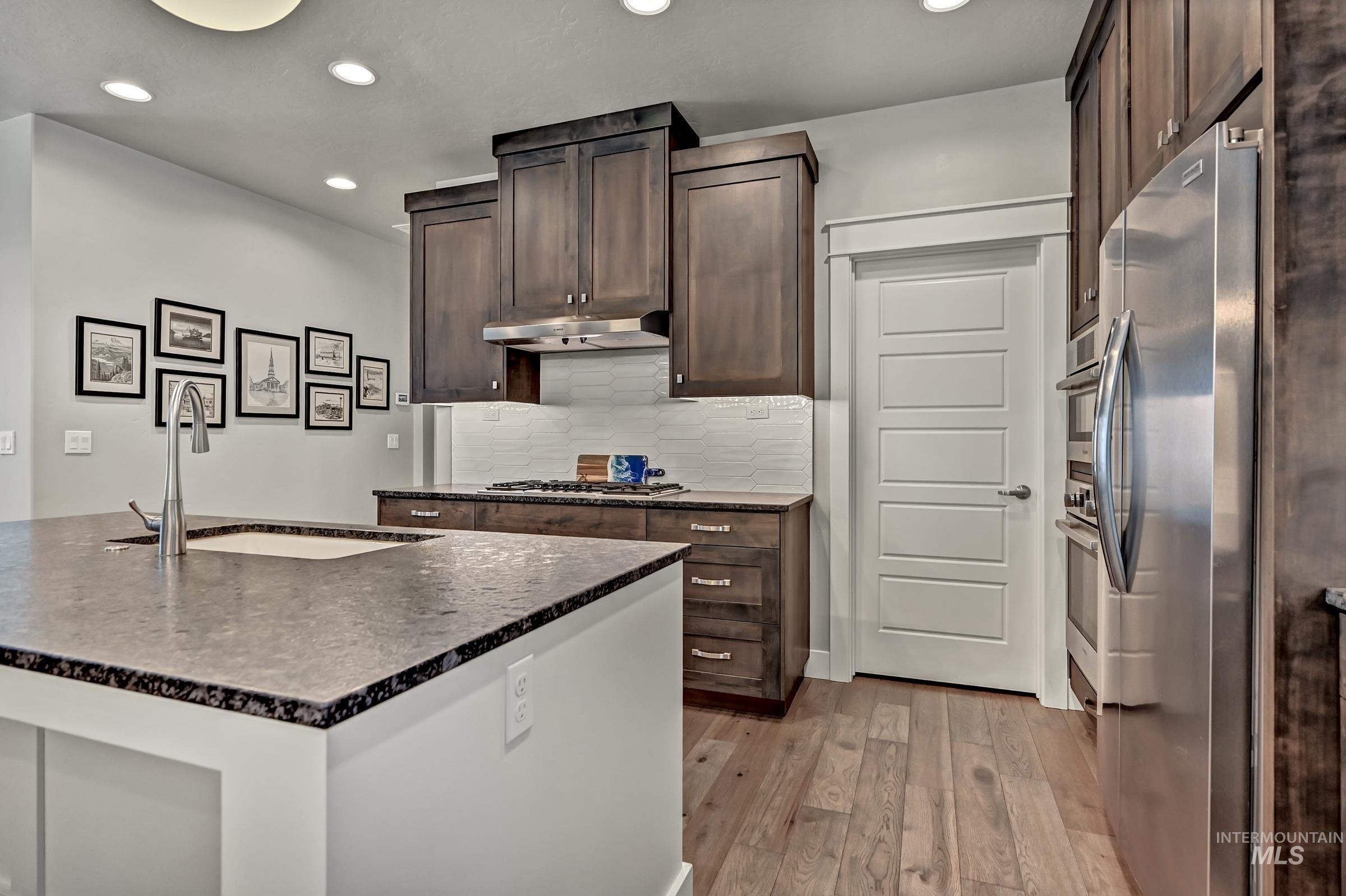 6271 N San Vito Lane, Meridian, Idaho 83646, 3 Bedrooms, 2 Bathrooms, Residential For Sale, Price $549,900, 98991541