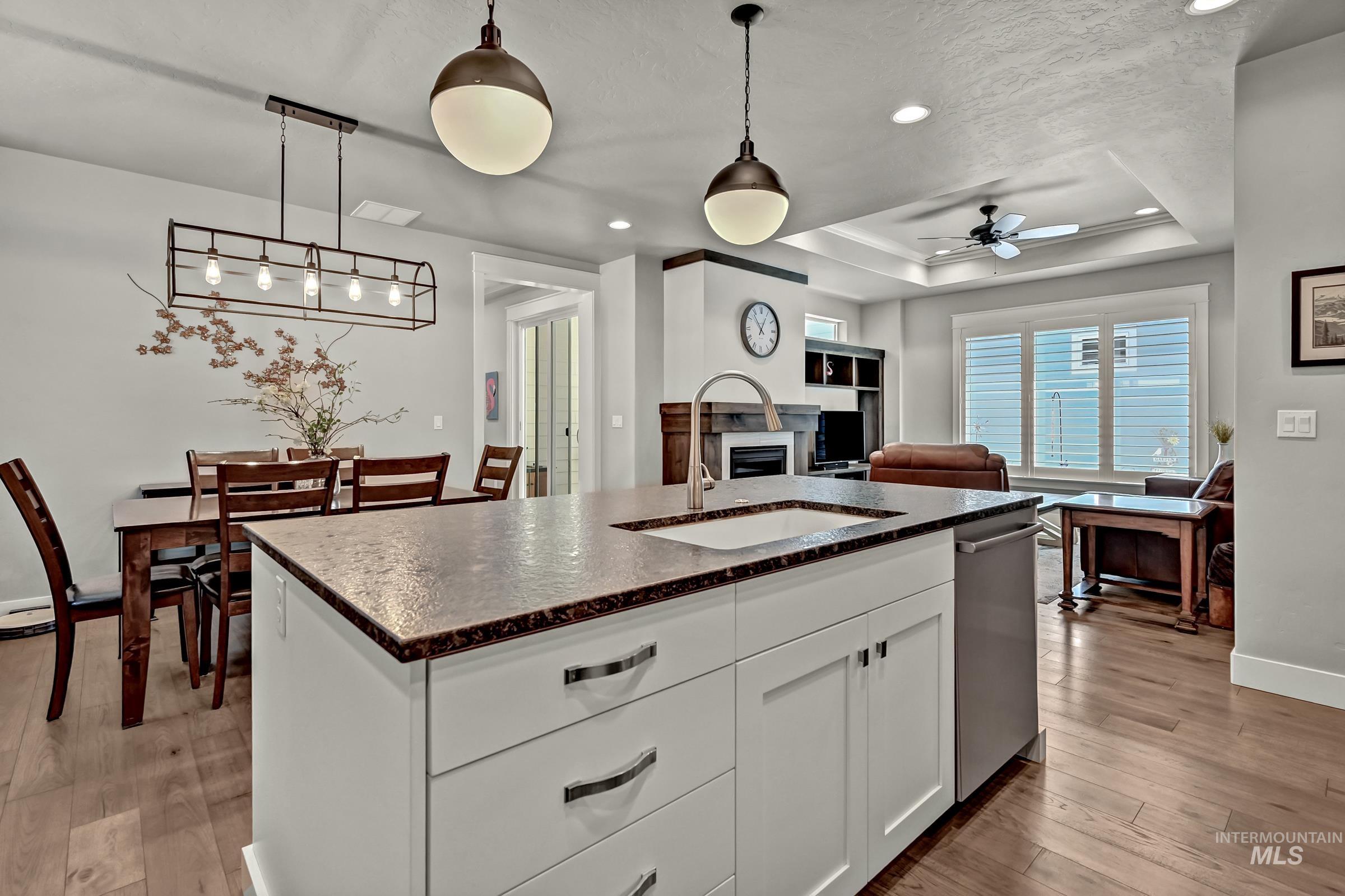 6271 N San Vito Lane, Meridian, Idaho 83646, 3 Bedrooms, 2 Bathrooms, Residential For Sale, Price $549,900, 98991541