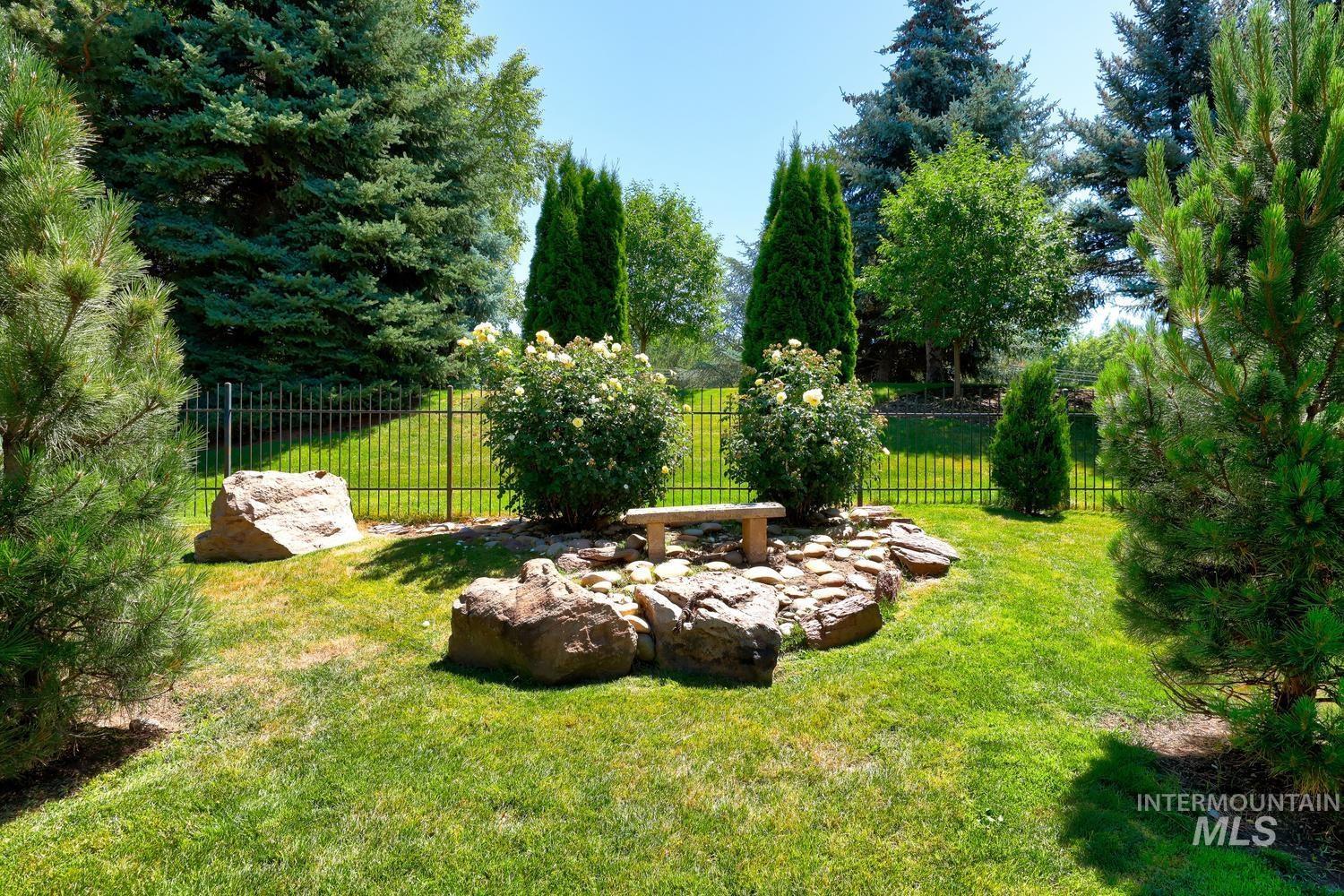 1164 S Island Glenn Way, Eagle, Idaho 83616, 4 Bedrooms, 3.5 Bathrooms, Residential For Sale, Price $999,999, 98991542