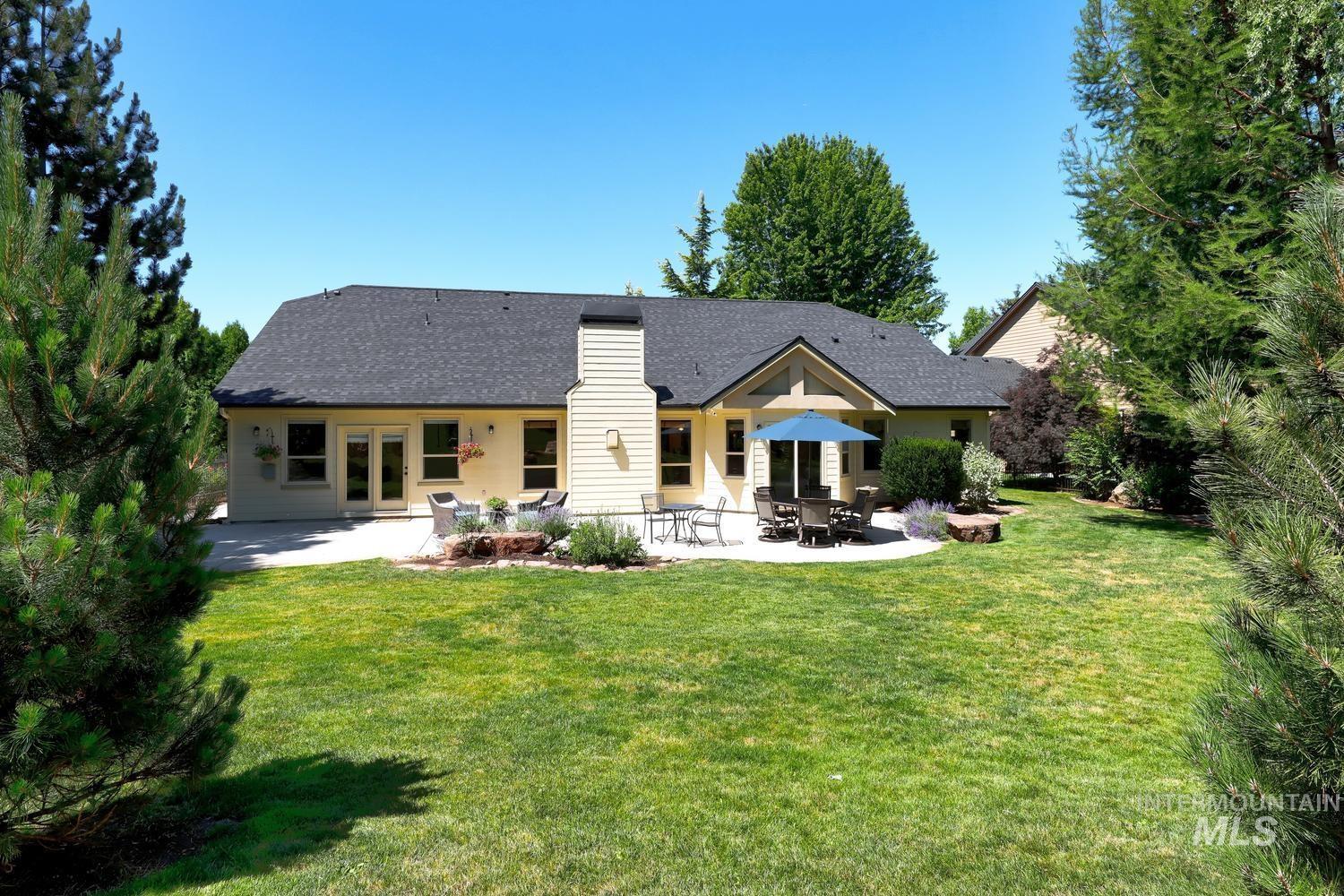 1164 S Island Glenn Way, Eagle, Idaho 83616, 4 Bedrooms, 3.5 Bathrooms, Residential For Sale, Price $1,199,900, 98991542
