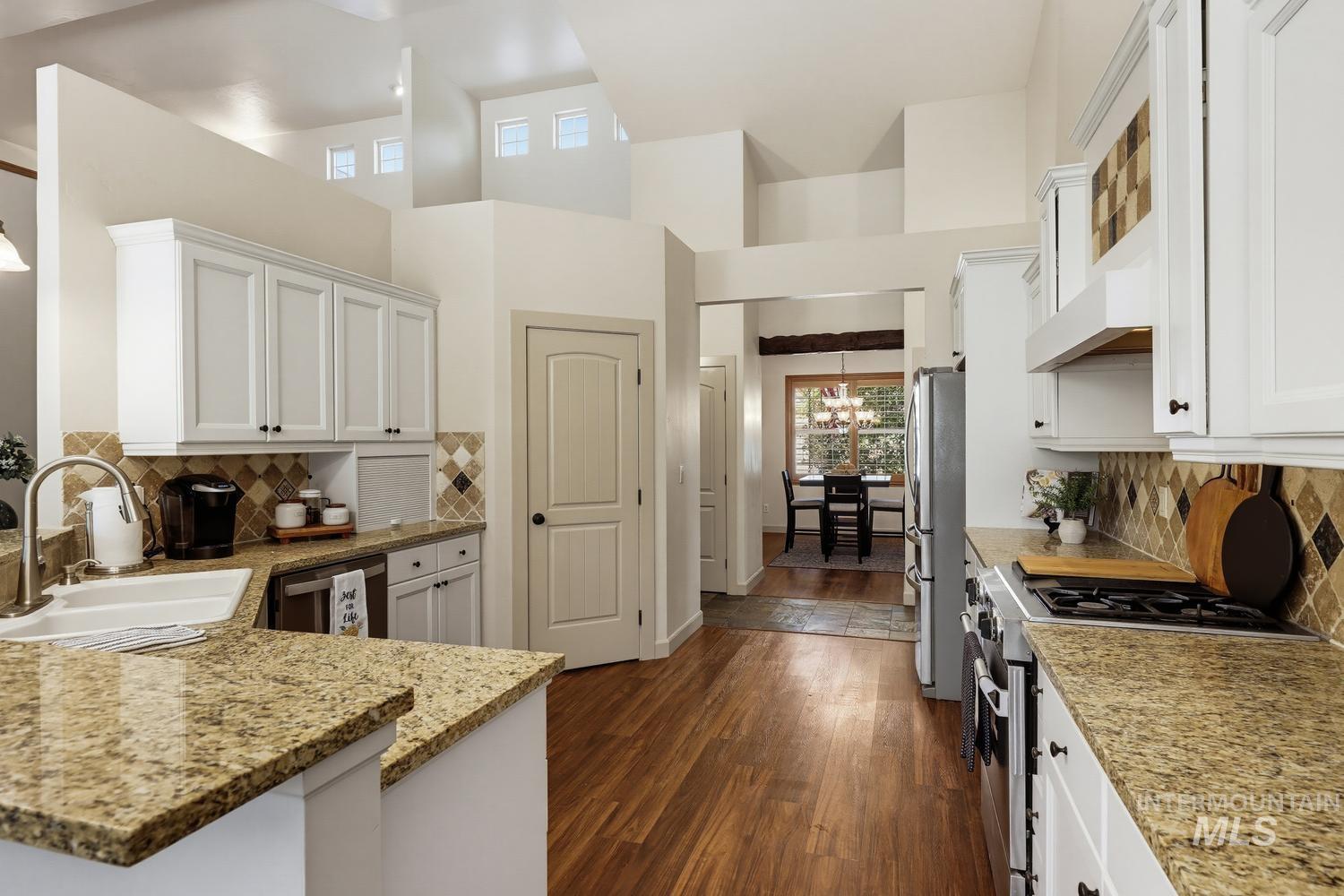 1164 S Island Glenn Way, Eagle, Idaho 83616, 4 Bedrooms, 3.5 Bathrooms, Residential For Sale, Price $999,999, 98991542