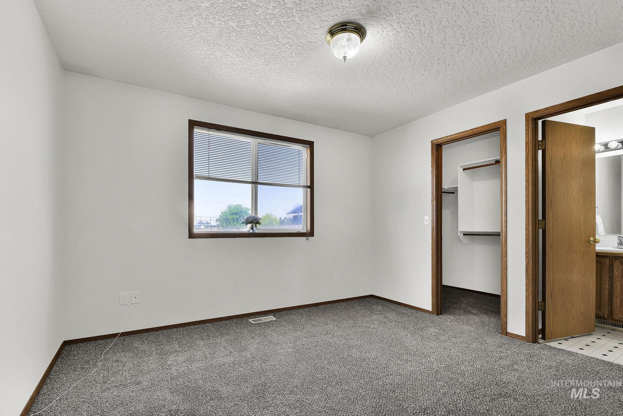 719 Trailside Dr, Caldwell, Idaho 83607-1503, 3 Bedrooms, 2 Bathrooms, Residential For Sale, Price $338,950,MLS 98991543