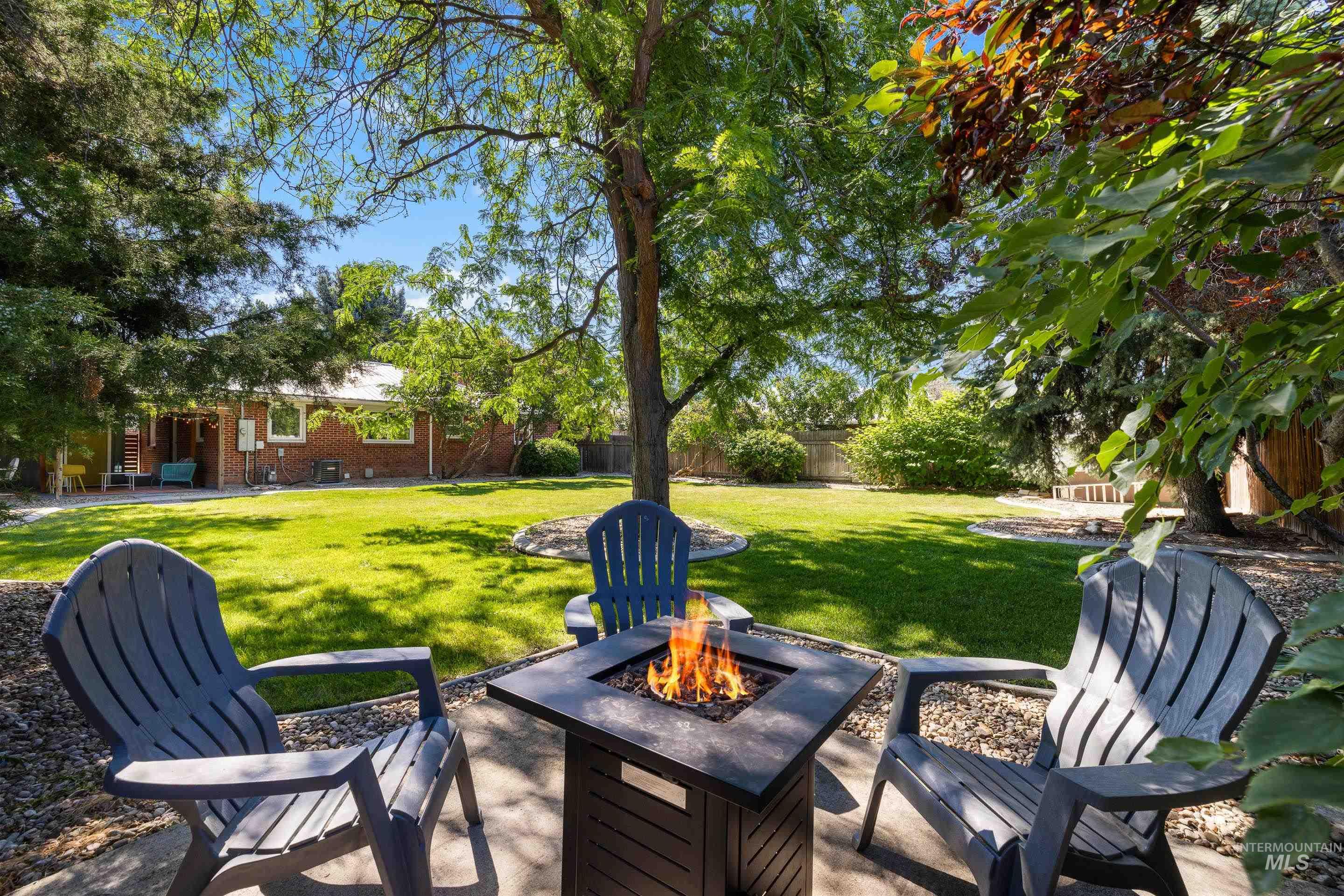 1721 N Beach St, Boise, Idaho 83706, 3 Bedrooms, 1 Bathroom, Residential For Sale, Price $479,000,MLS 98991546