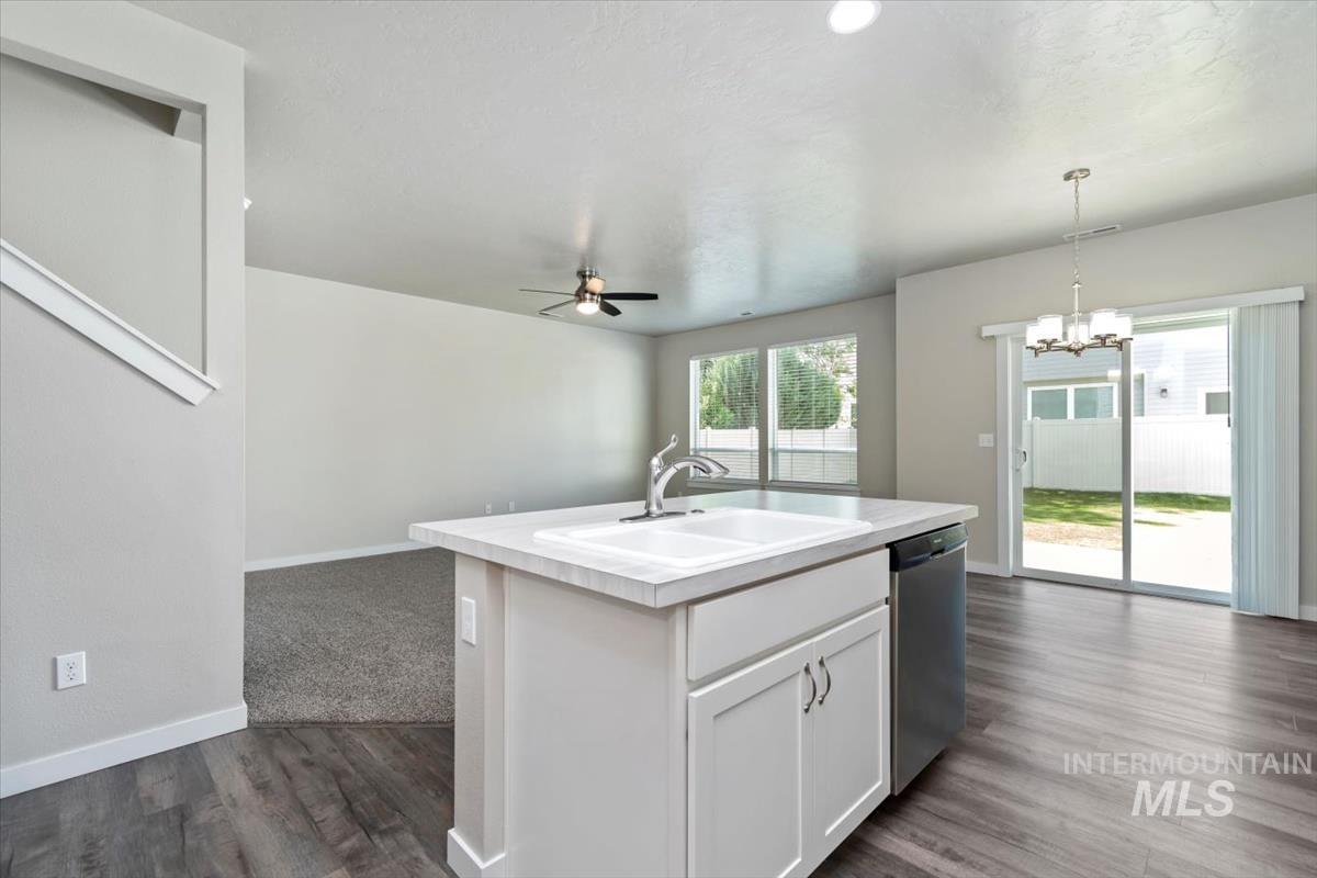 4653 W Silver River St, Meridian, Idaho 83646, 3 Bedrooms, 2.5 Bathrooms, Residential For Sale, Price $429,900,MLS 98991549