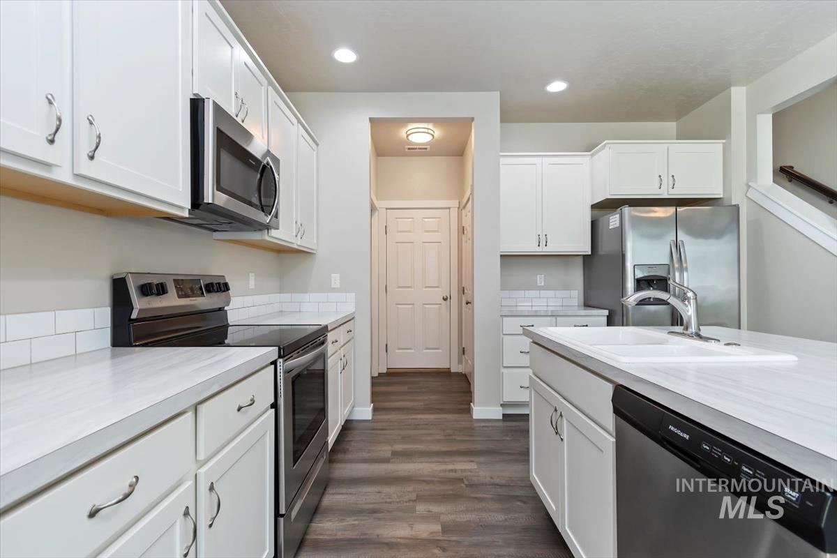 4653 W Silver River St, Meridian, Idaho 83646, 3 Bedrooms, 2.5 Bathrooms, Residential For Sale, Price $429,900,MLS 98991549