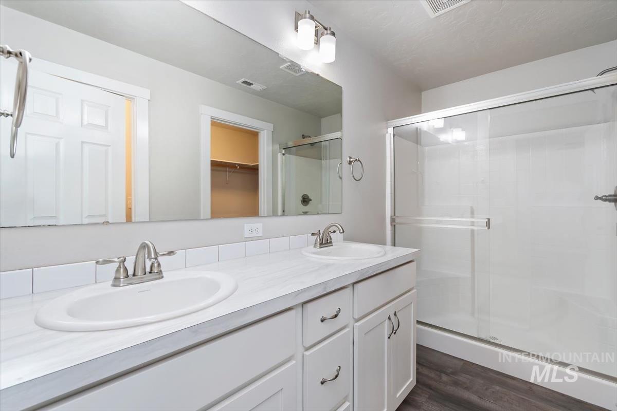 4653 W Silver River St, Meridian, Idaho 83646, 3 Bedrooms, 2.5 Bathrooms, Residential For Sale, Price $429,900,MLS 98991549