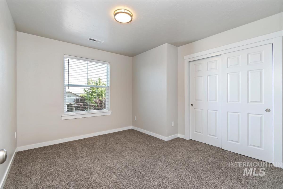 4653 W Silver River St, Meridian, Idaho 83646, 3 Bedrooms, 2.5 Bathrooms, Residential For Sale, Price $429,900,MLS 98991549