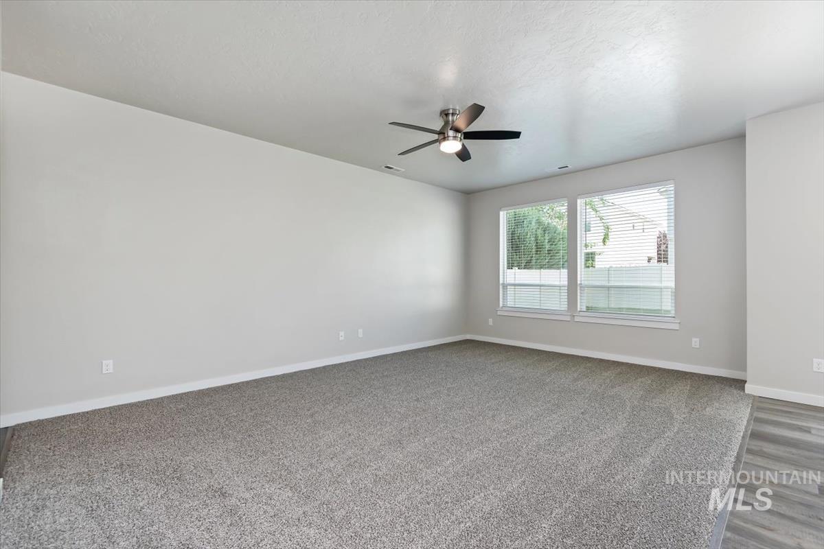 4653 W Silver River St, Meridian, Idaho 83646, 3 Bedrooms, 2.5 Bathrooms, Residential For Sale, Price $429,900,MLS 98991549
