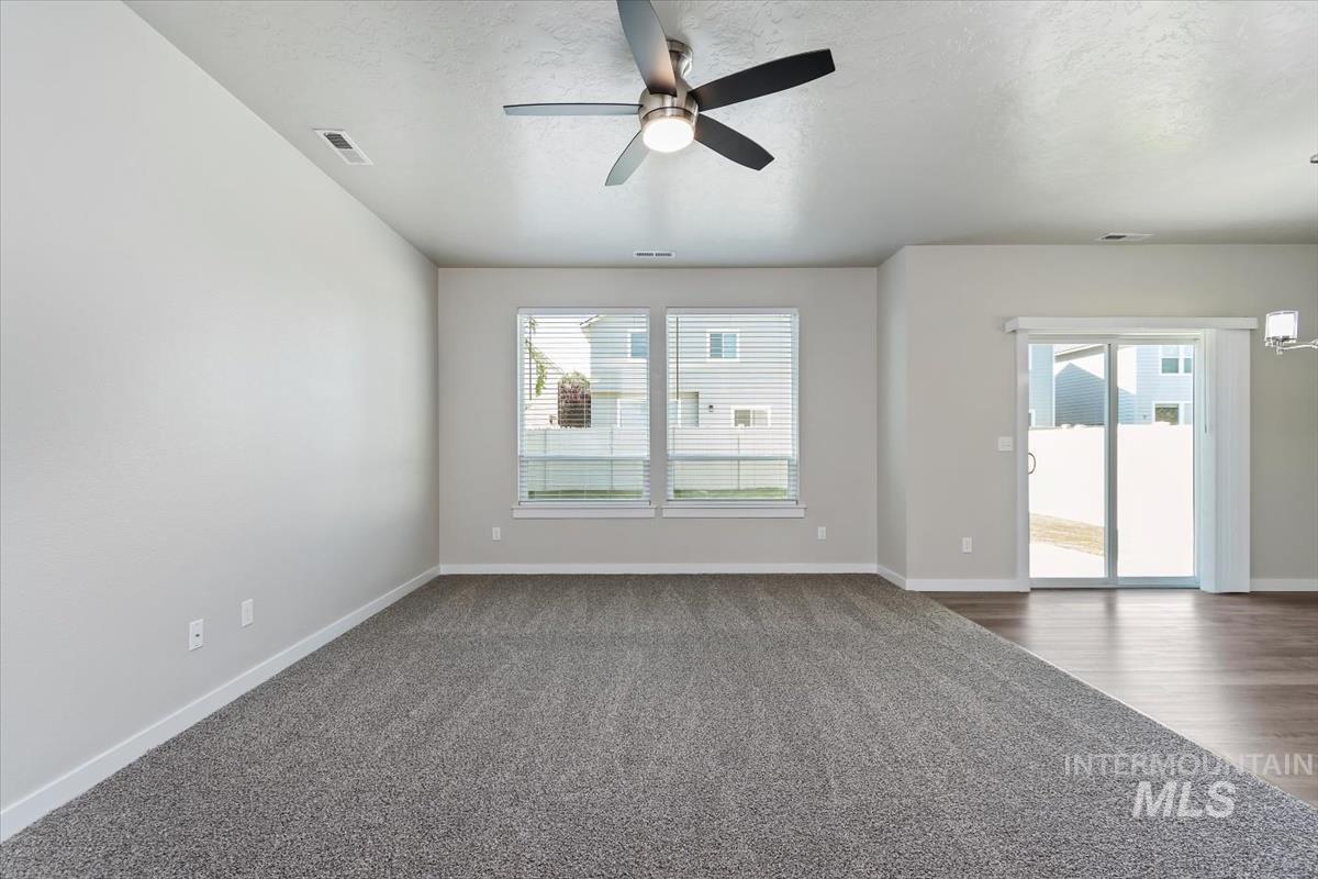 4653 W Silver River St, Meridian, Idaho 83646, 3 Bedrooms, 2.5 Bathrooms, Residential For Sale, Price $429,900,MLS 98991549