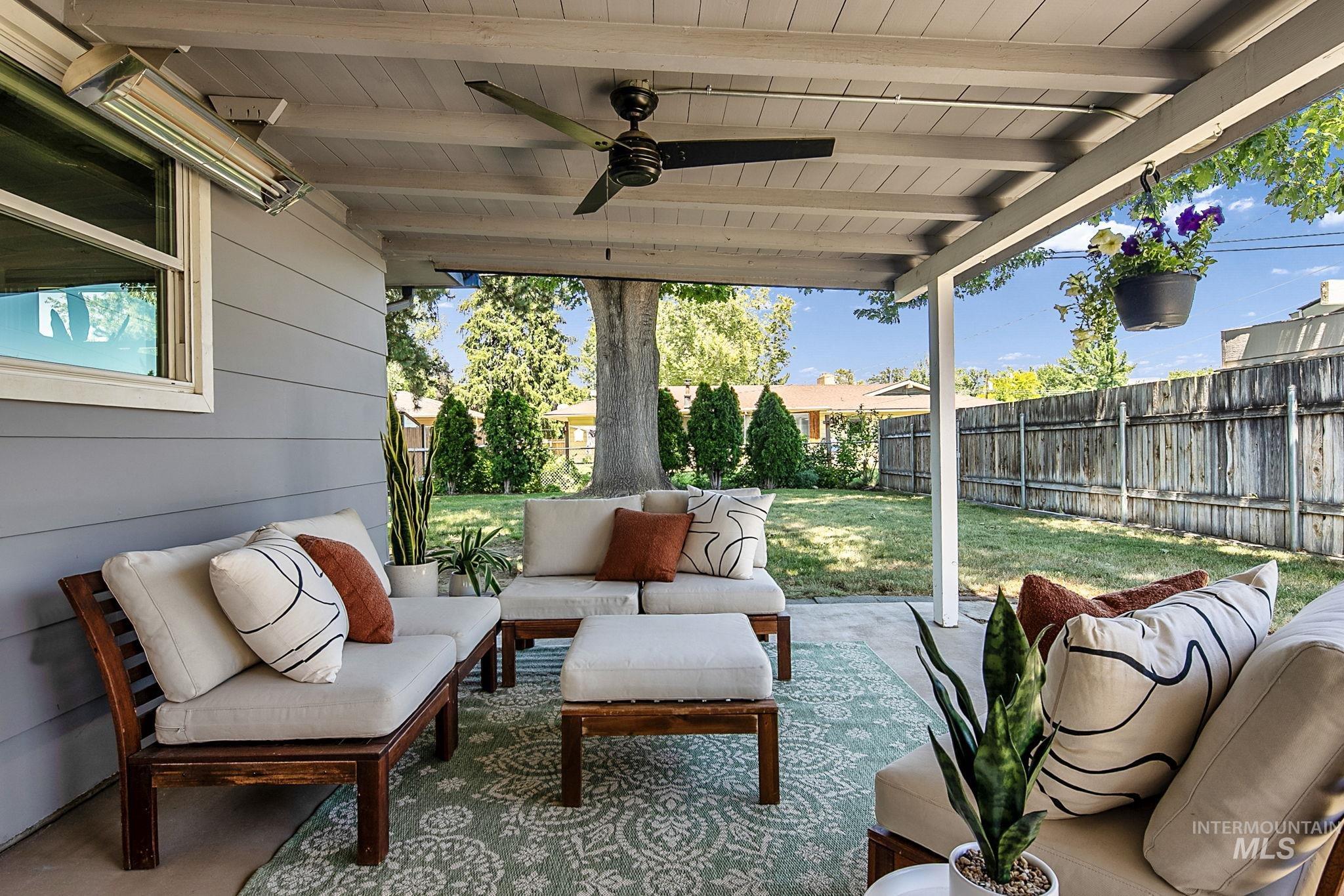 1902 W Norcrest Dr, Boise, Idaho 83705, 5 Bedrooms, 3 Bathrooms, Residential For Sale, Price $639,000,MLS 98991550