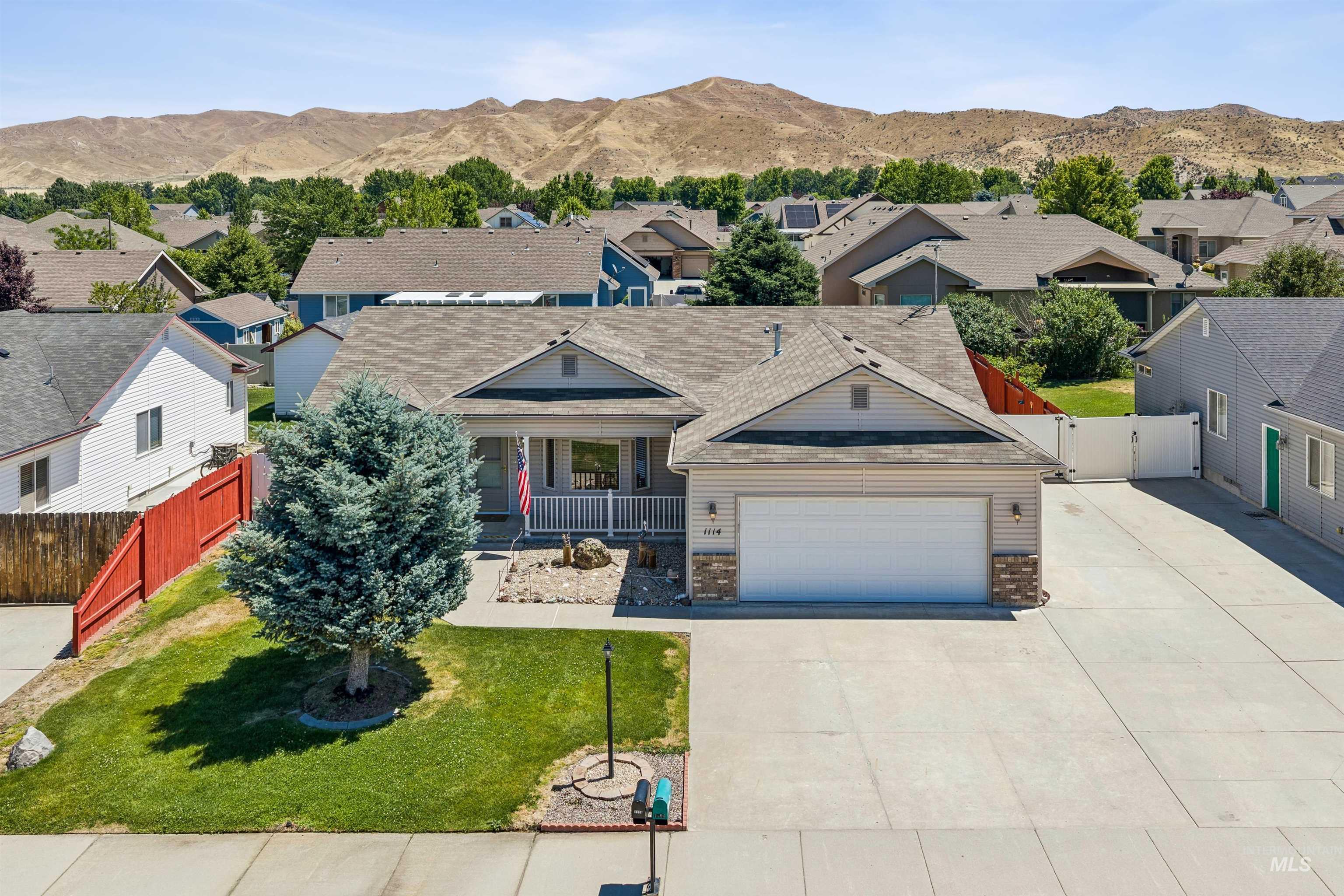 1114 Feltham Peak Way, Emmett, Idaho 83617, 3 Bedrooms, 2 Bathrooms, Residential For Sale, Price $419,900,MLS 98991551