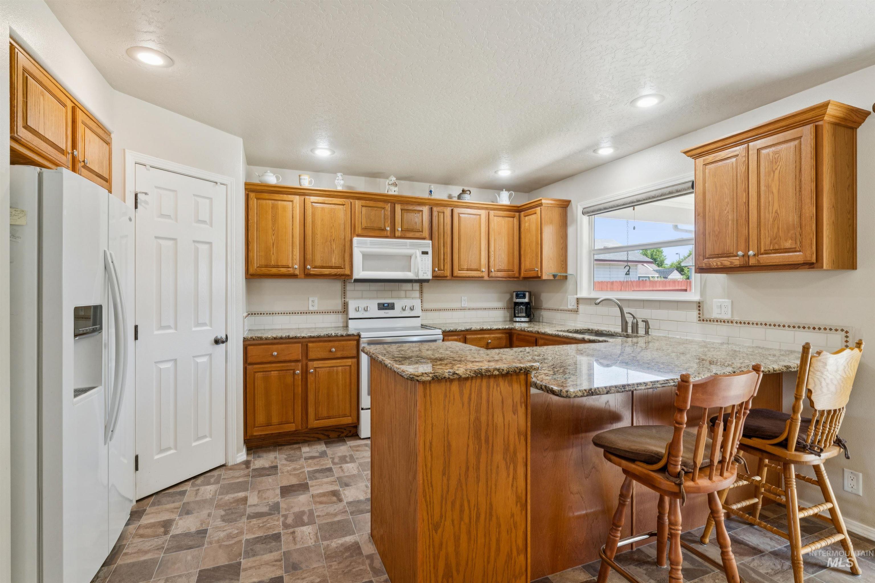 1114 Feltham Peak Way, Emmett, Idaho 83617, 3 Bedrooms, 2 Bathrooms, Residential For Sale, Price $419,900,MLS 98991551