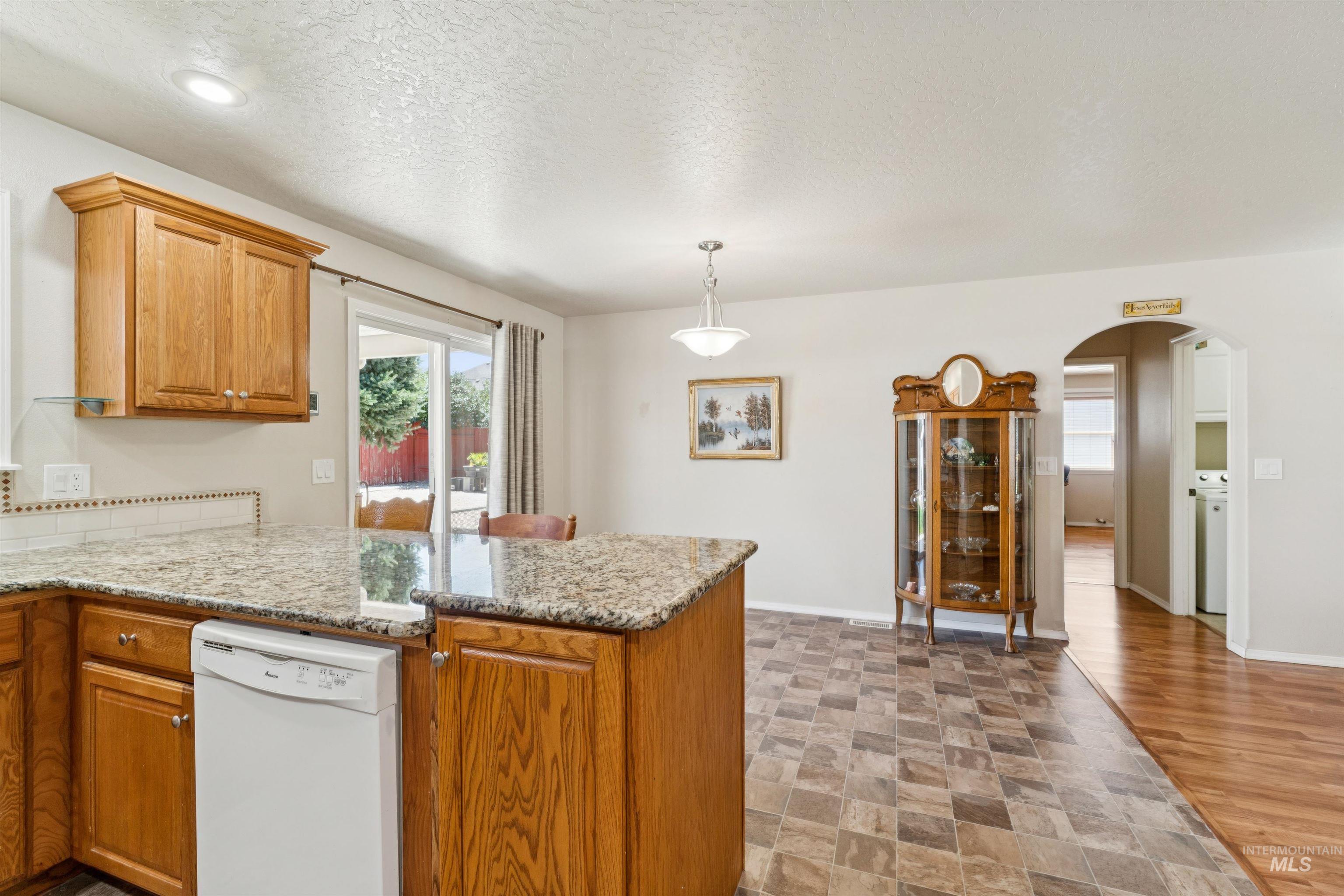 1114 Feltham Peak Way, Emmett, Idaho 83617, 3 Bedrooms, 2 Bathrooms, Residential For Sale, Price $419,900,MLS 98991551