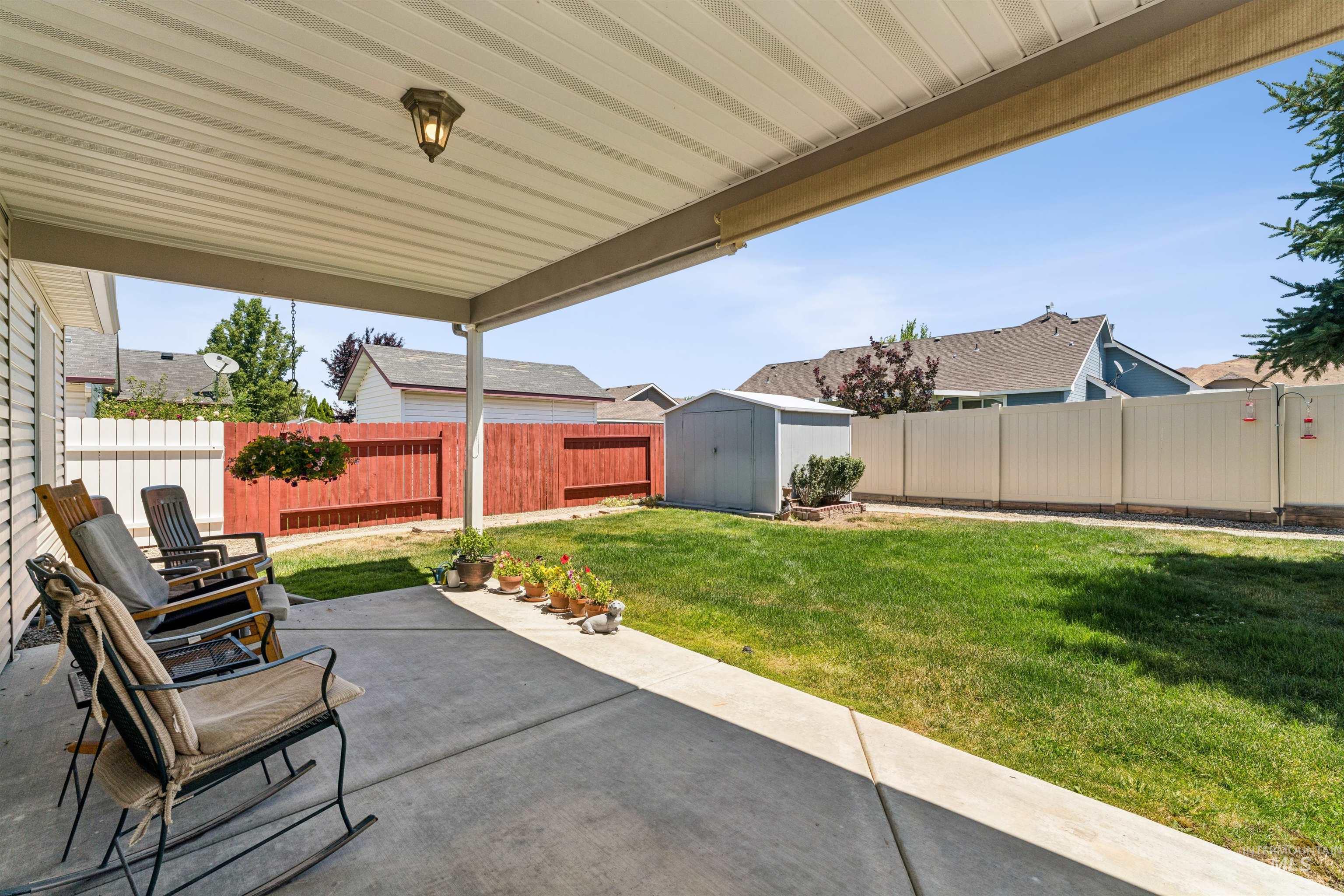 1114 Feltham Peak Way, Emmett, Idaho 83617, 3 Bedrooms, 2 Bathrooms, Residential For Sale, Price $419,900,MLS 98991551