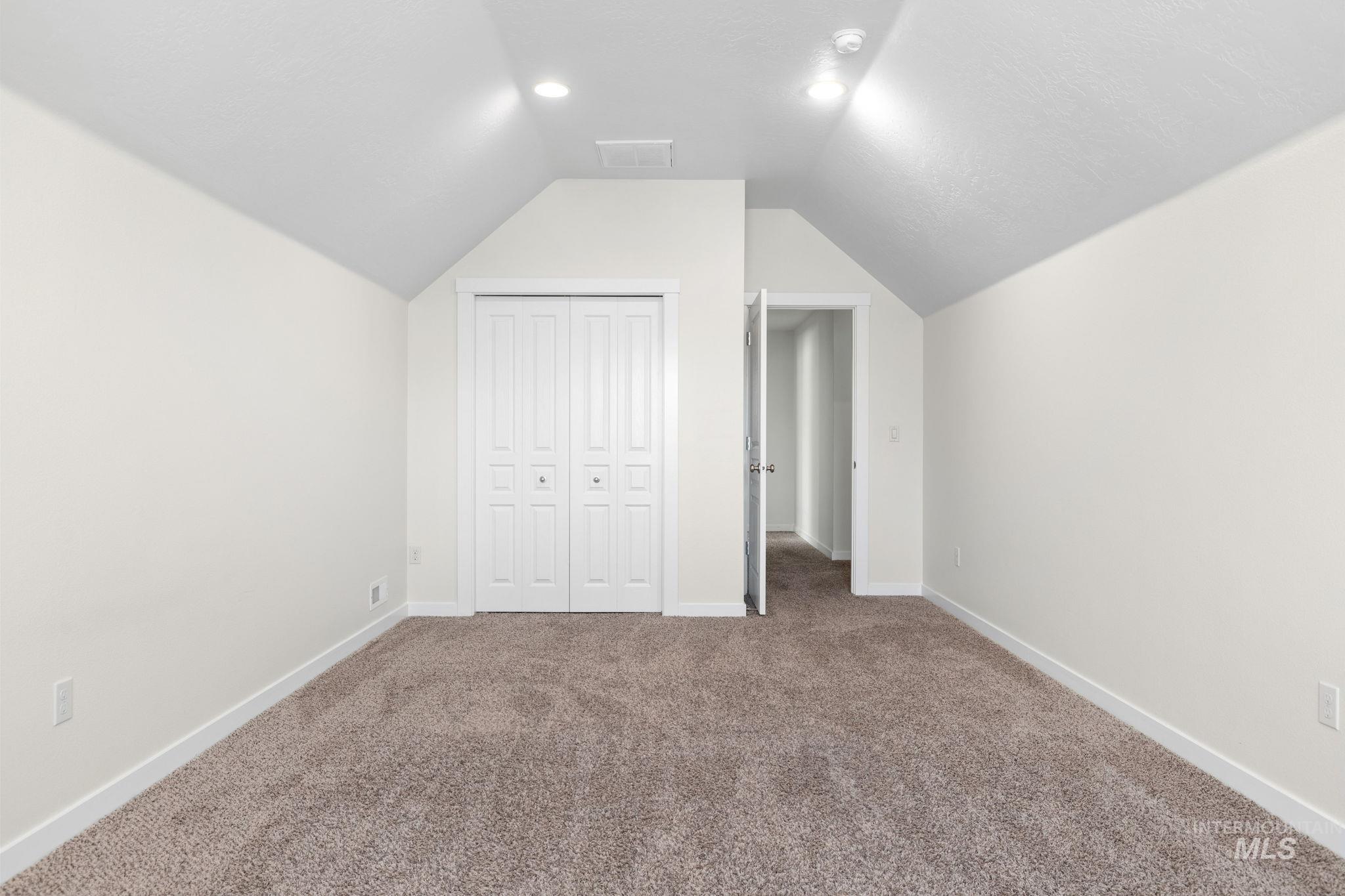 2001 N Van Dyke Ave, Kuna, Idaho 83634-5362, 5 Bedrooms, 2.5 Bathrooms, Residential For Sale, Price $535,000,MLS 98991552