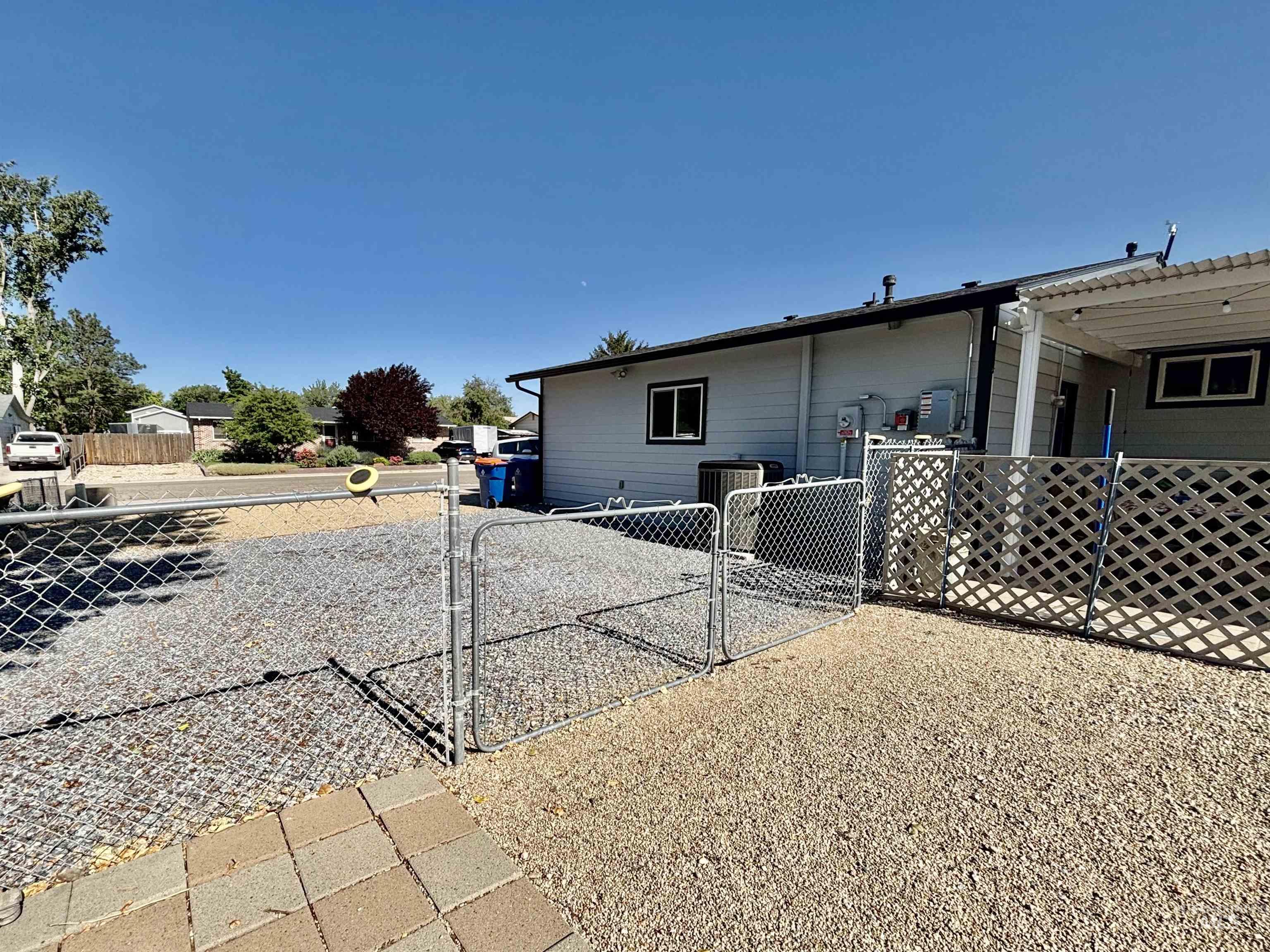 7235 S Southdale Avenue, Boise, Idaho 83709, 3 Bedrooms, 1 Bathroom, Residential For Sale, Price $449,000,MLS 98991556