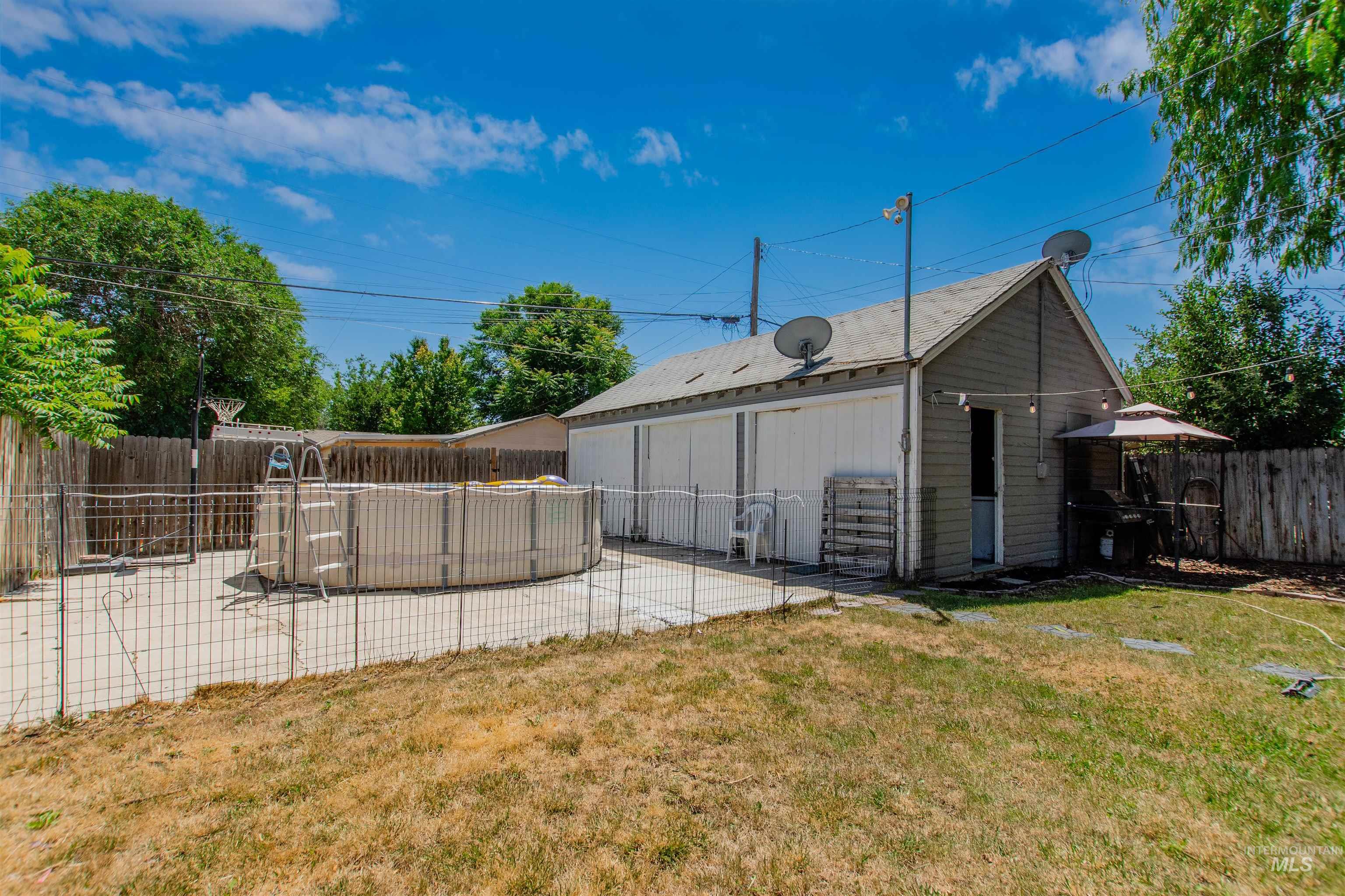 512 18TH Ave S, Nampa, Idaho 83651, 3 Bedrooms, 2 Bathrooms, Residential For Sale, Price $399,900,MLS 98991557