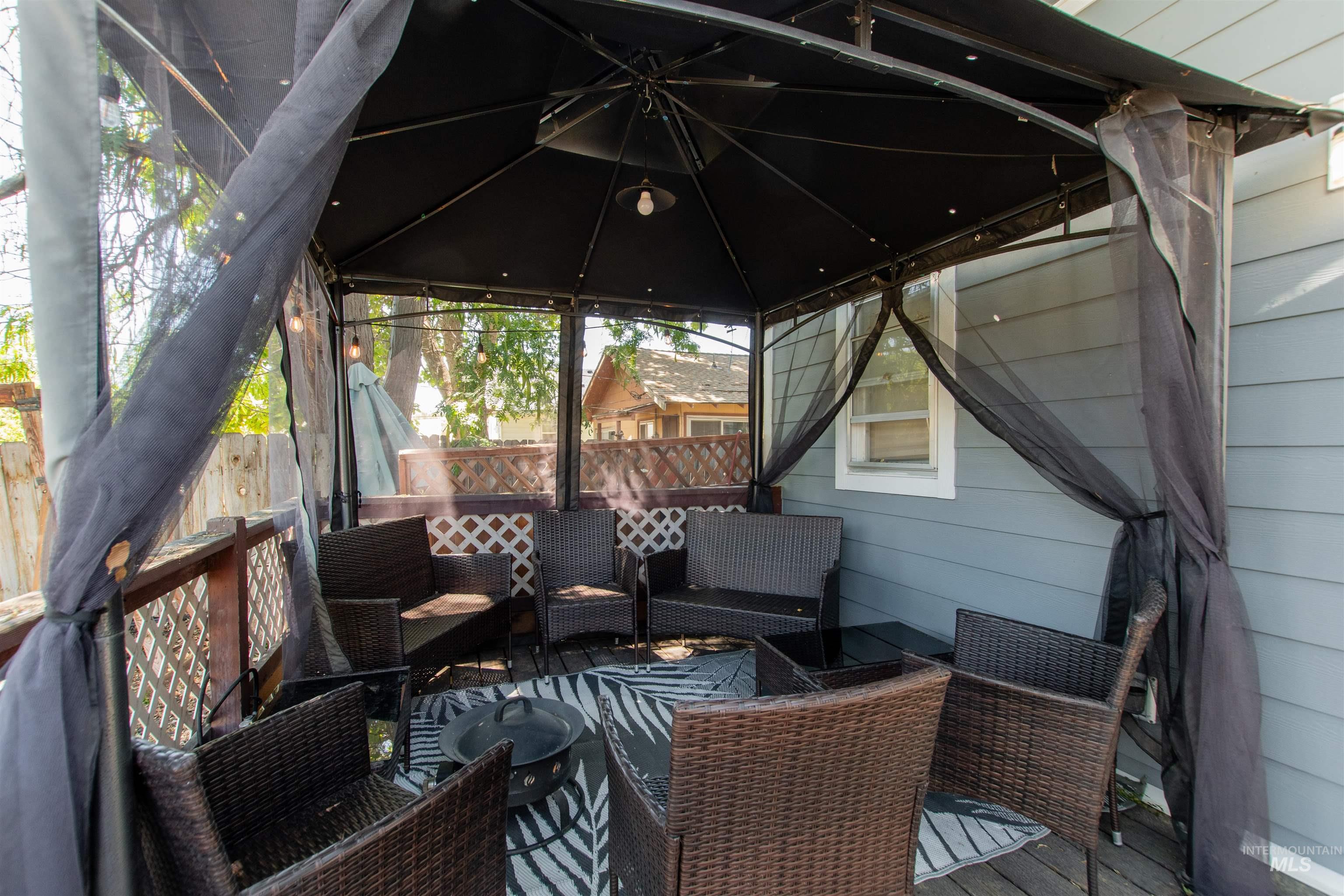 512 18TH Ave S, Nampa, Idaho 83651, 3 Bedrooms, 2 Bathrooms, Residential For Sale, Price $399,900,MLS 98991557