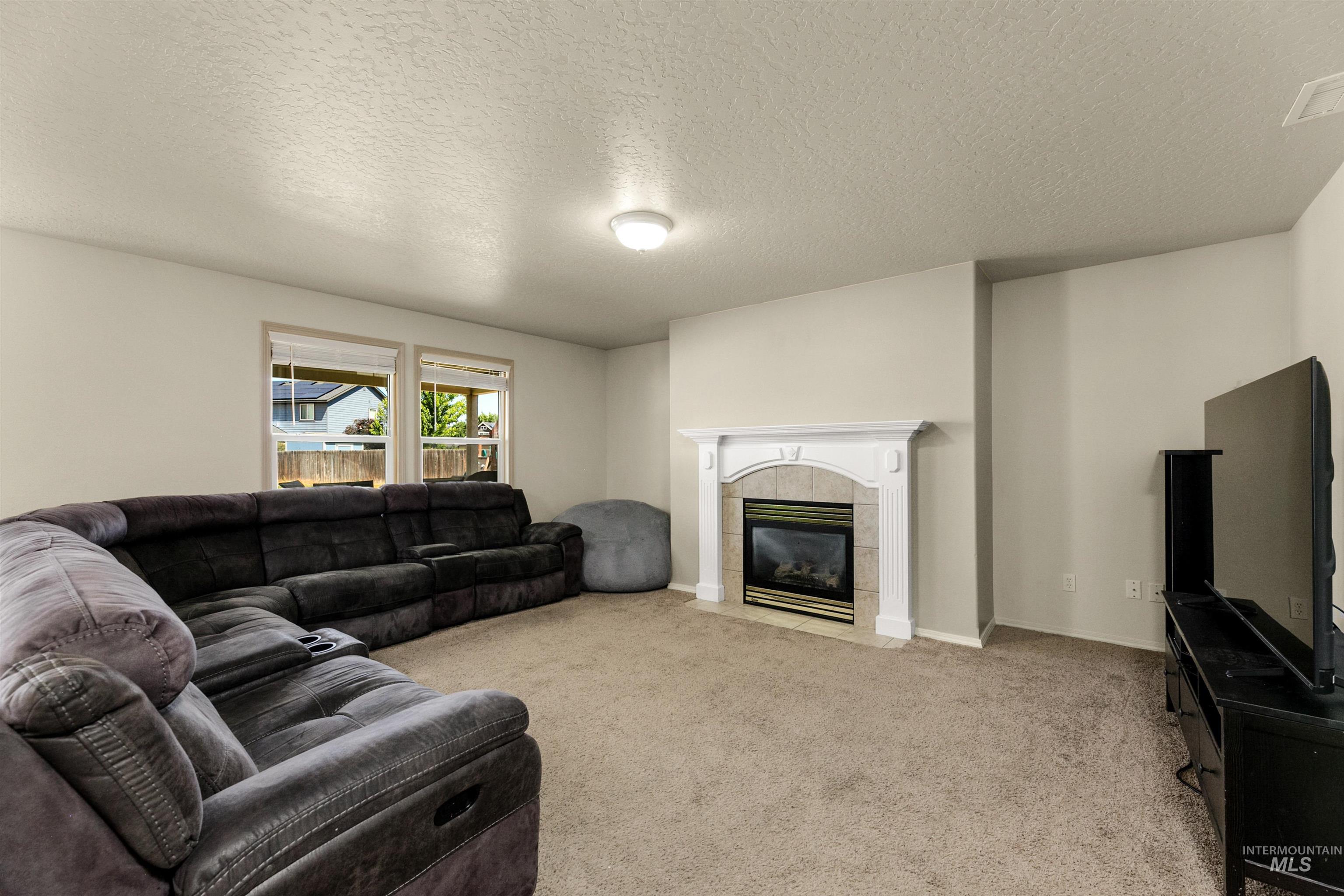 6999 S Acacia, Boise, Idaho 83709, 4 Bedrooms, 2.5 Bathrooms, Residential For Sale, Price $539,900,MLS 98991558