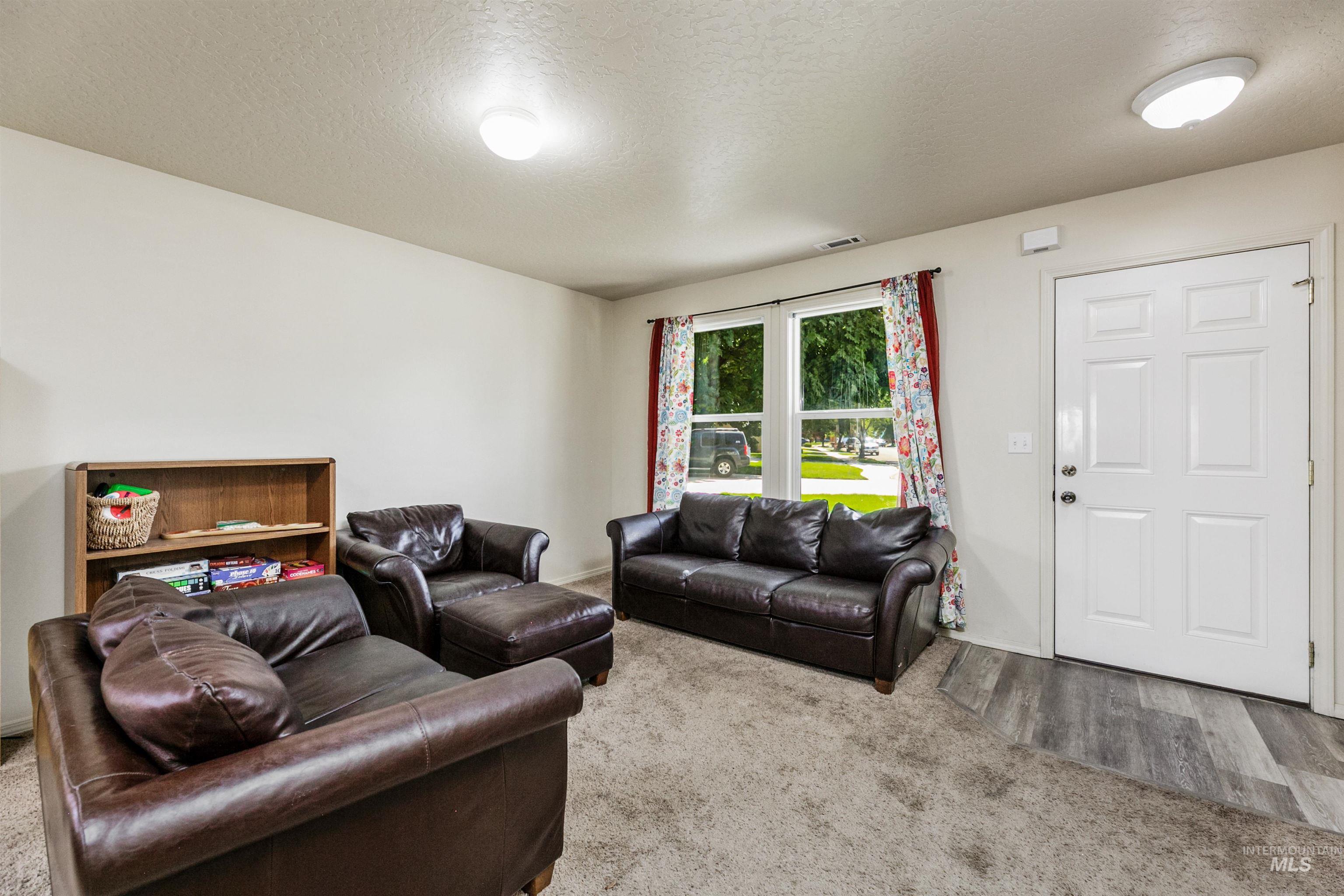 6999 S Acacia, Boise, Idaho 83709, 4 Bedrooms, 2.5 Bathrooms, Residential For Sale, Price $539,900,MLS 98991558
