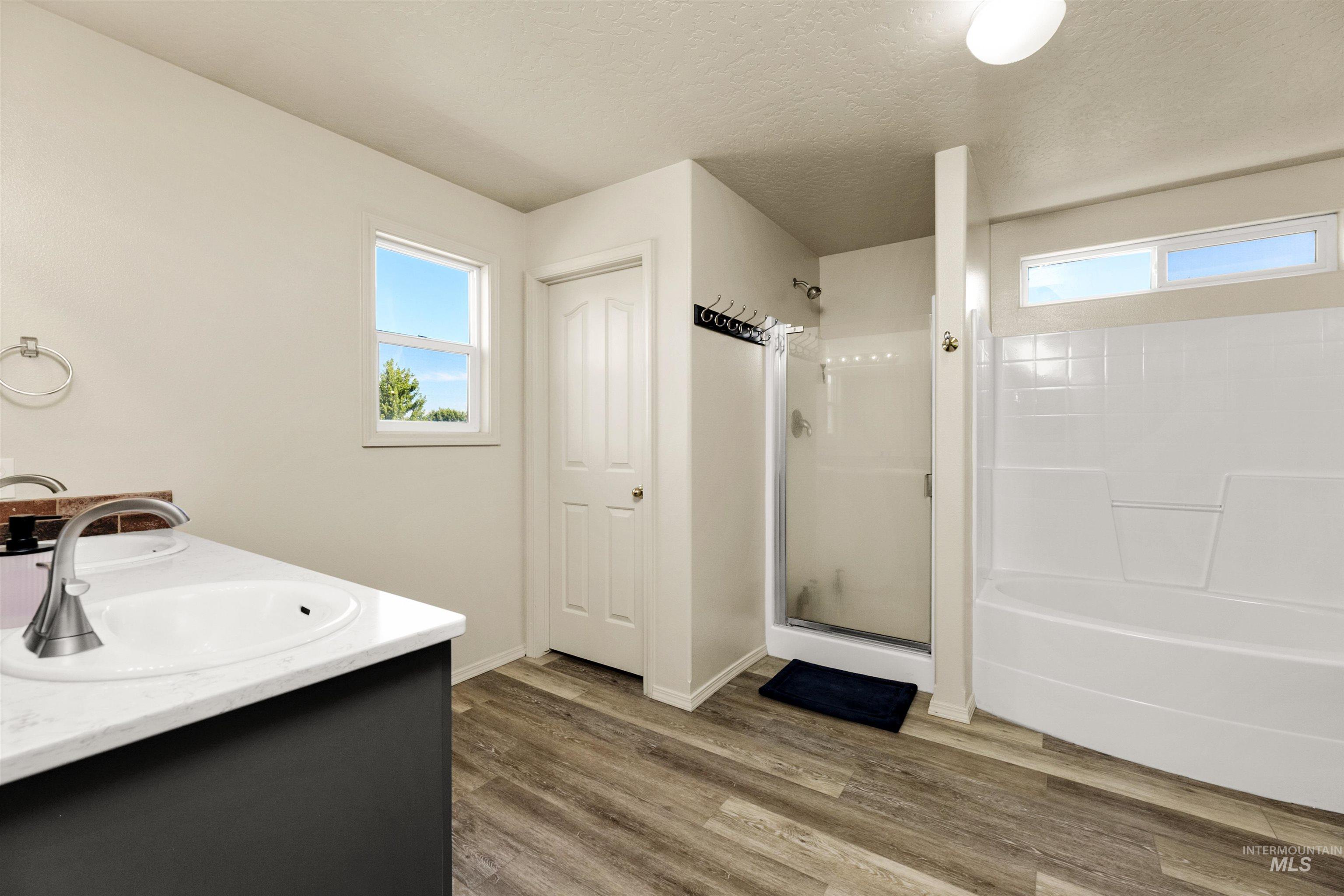6999 S Acacia, Boise, Idaho 83709, 4 Bedrooms, 2.5 Bathrooms, Residential For Sale, Price $539,900,MLS 98991558