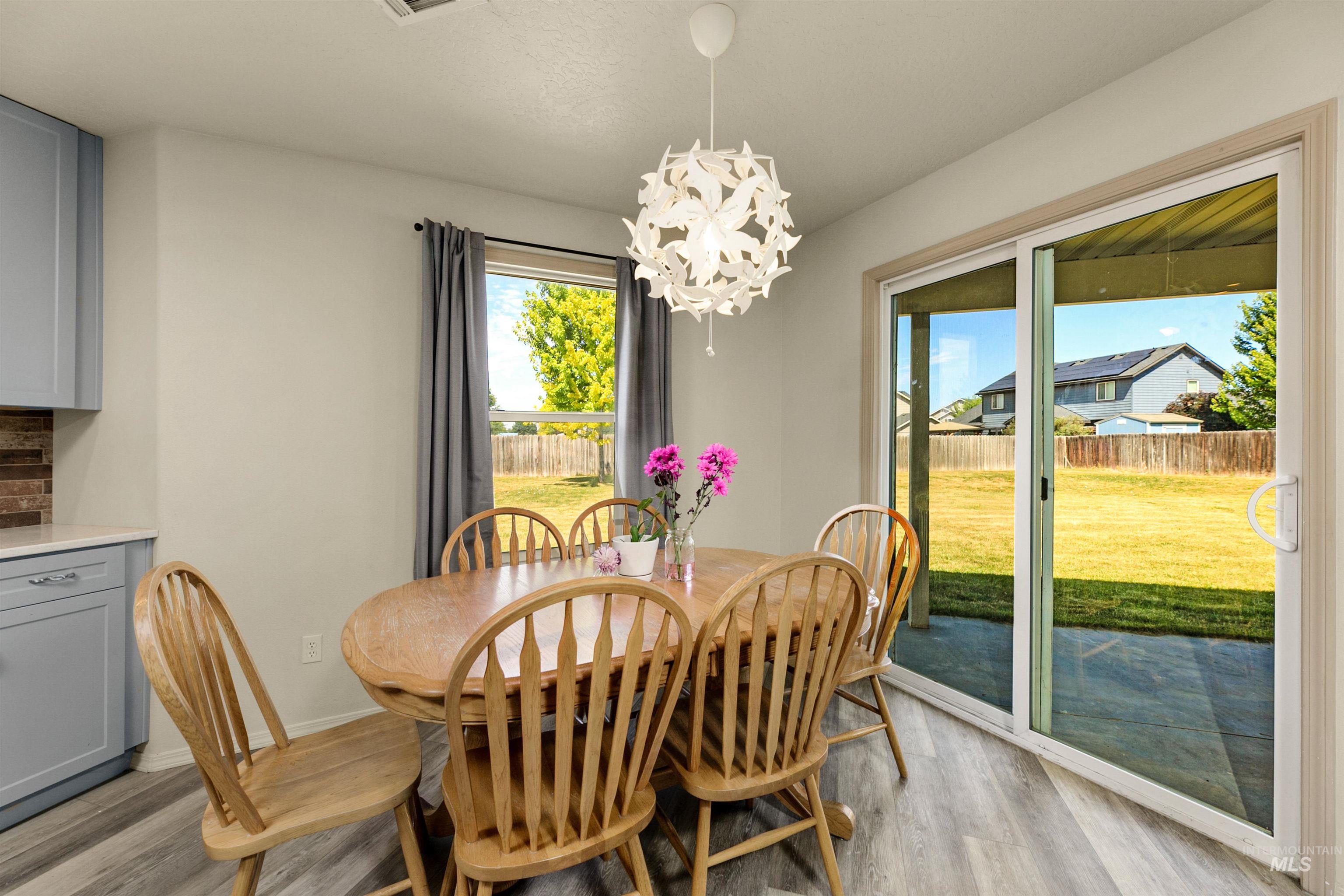 6999 S Acacia, Boise, Idaho 83709, 4 Bedrooms, 2.5 Bathrooms, Residential For Sale, Price $539,900,MLS 98991558