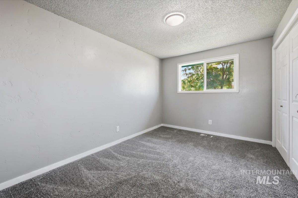 5720 Sunset Dr, Nampa, Idaho 83686, 4 Bedrooms, 2 Bathrooms, Residential For Sale, Price $349,900, 98991561