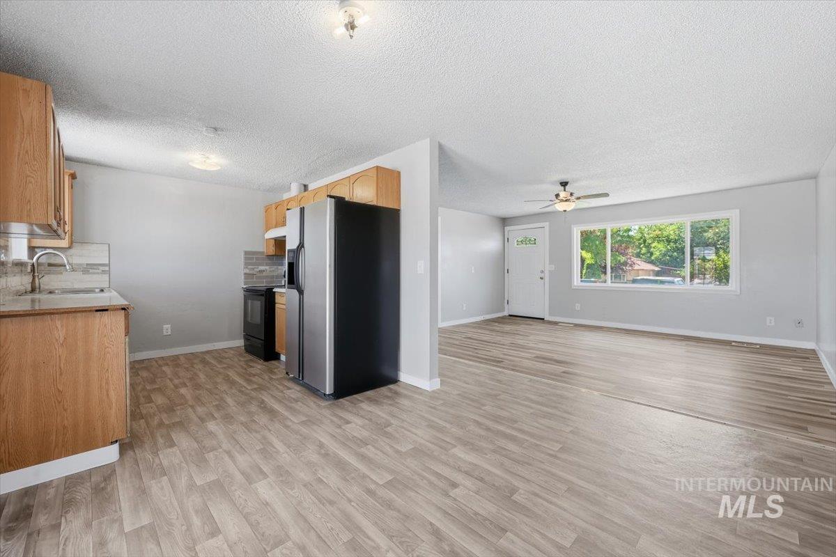 5720 Sunset Dr, Nampa, Idaho 83686, 4 Bedrooms, 2 Bathrooms, Residential For Sale, Price $349,900, 98991561