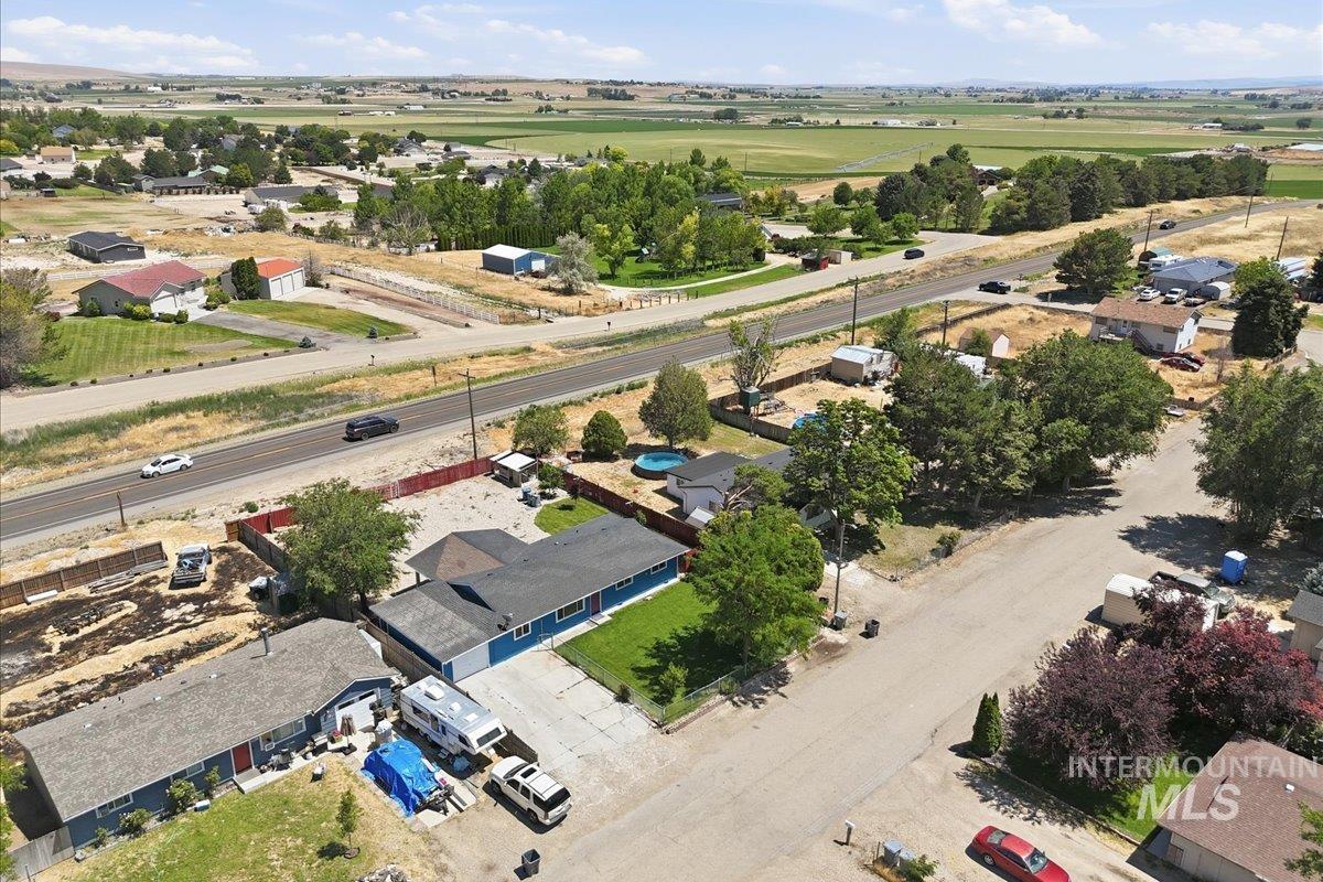 5720 Sunset Dr, Nampa, Idaho 83686, 4 Bedrooms, 2 Bathrooms, Residential For Sale, Price $349,900, 98991561