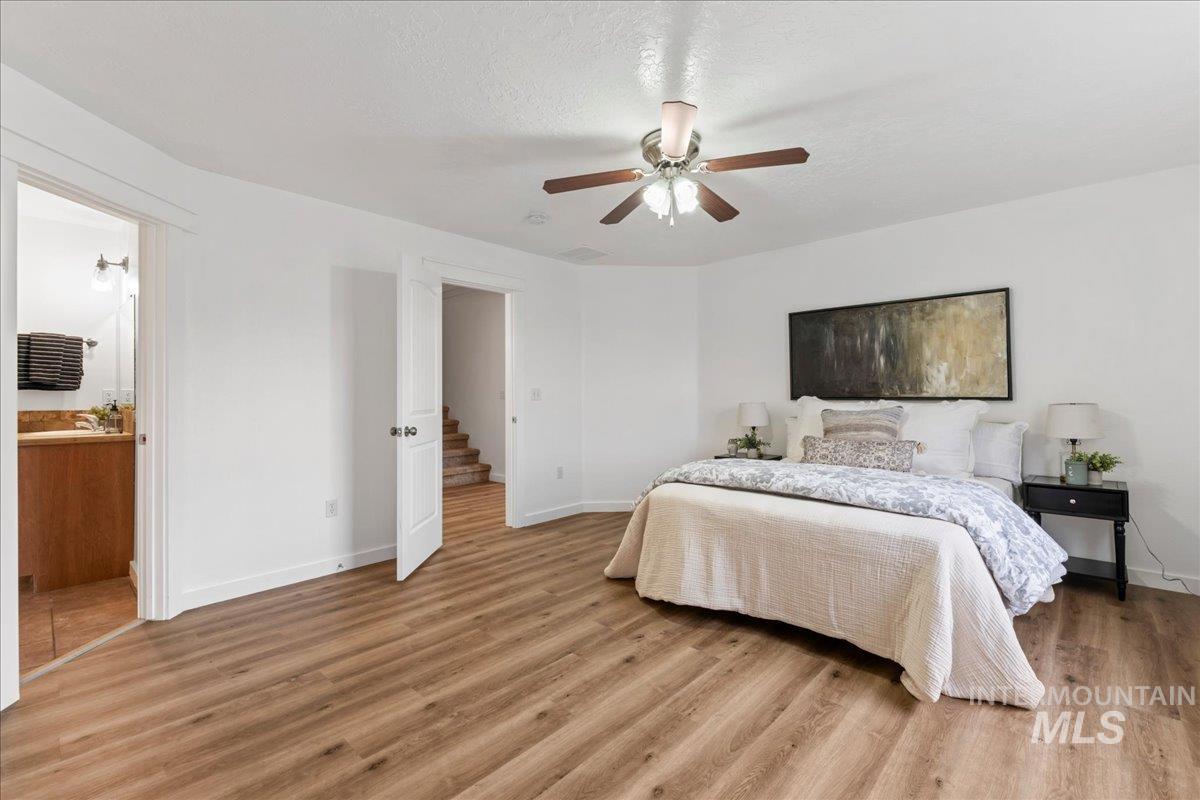 1231 N 14th East, Mountain Home, Idaho 83647, 3 Bedrooms, 2.5 Bathrooms, Residential For Sale, Price $429,900,MLS 98991562