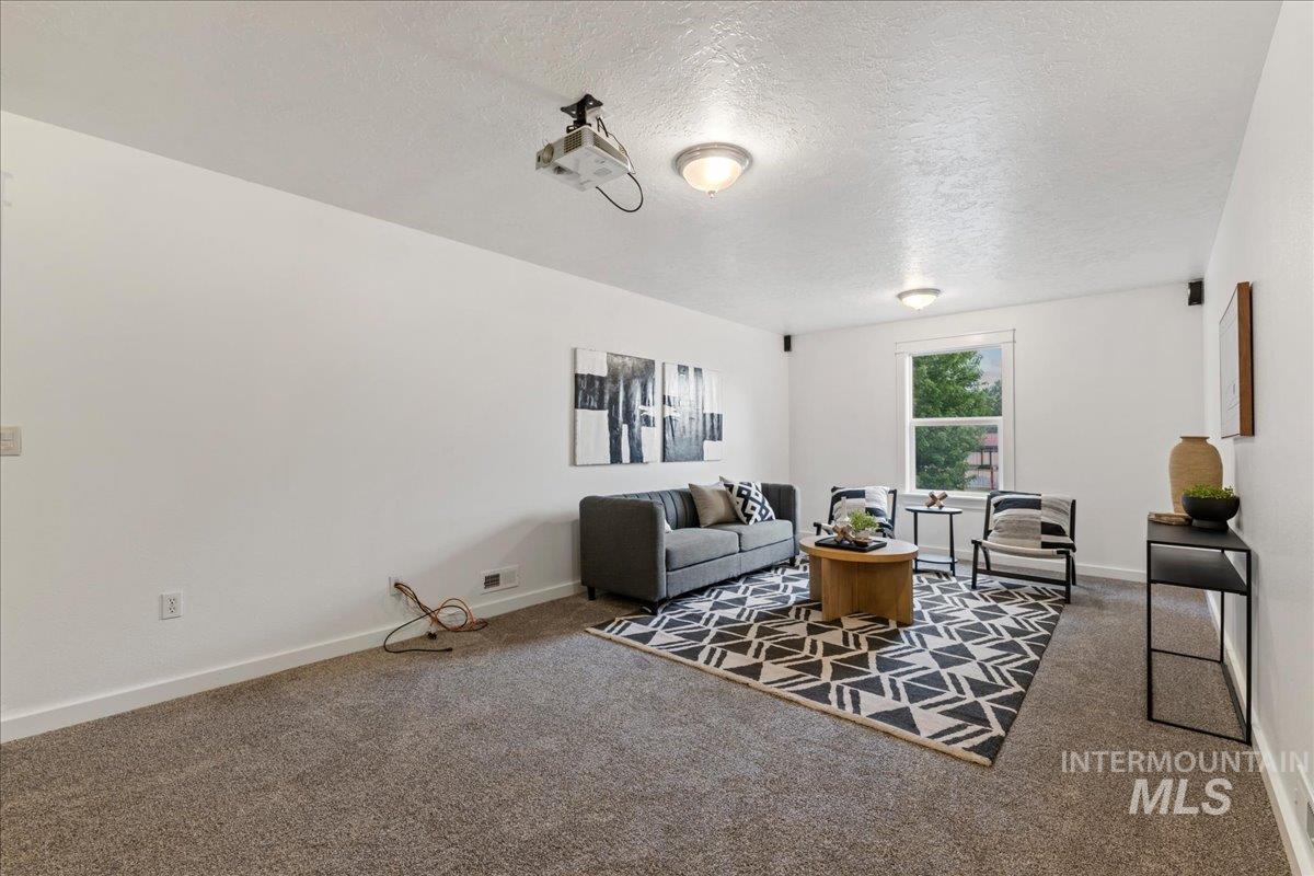 1231 N 14th East, Mountain Home, Idaho 83647, 3 Bedrooms, 2.5 Bathrooms, Residential For Sale, Price $429,900,MLS 98991562