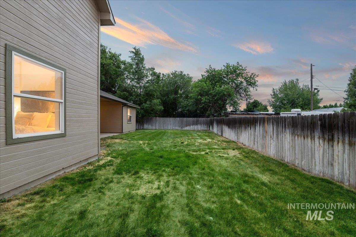 1231 N 14th East, Mountain Home, Idaho 83647, 3 Bedrooms, 2.5 Bathrooms, Residential For Sale, Price $429,900,MLS 98991562