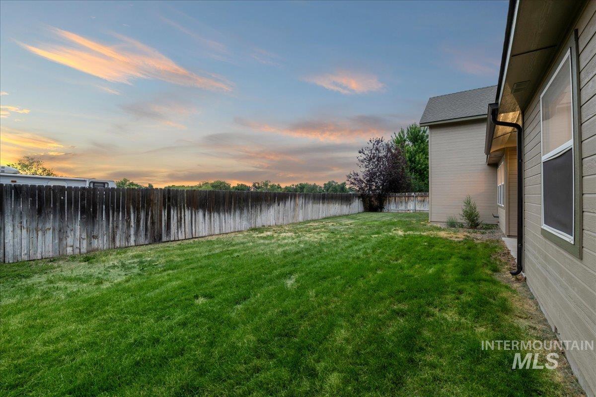 1231 N 14th East, Mountain Home, Idaho 83647, 3 Bedrooms, 2.5 Bathrooms, Residential For Sale, Price $429,900,MLS 98991562