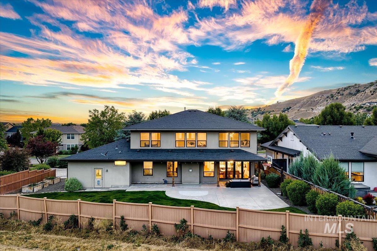 2622 S Old Hickory Way, Boise, Idaho 83716, 5 Bedrooms, 3.5 Bathrooms, Residential For Sale, Price $1,350,000, 98991563