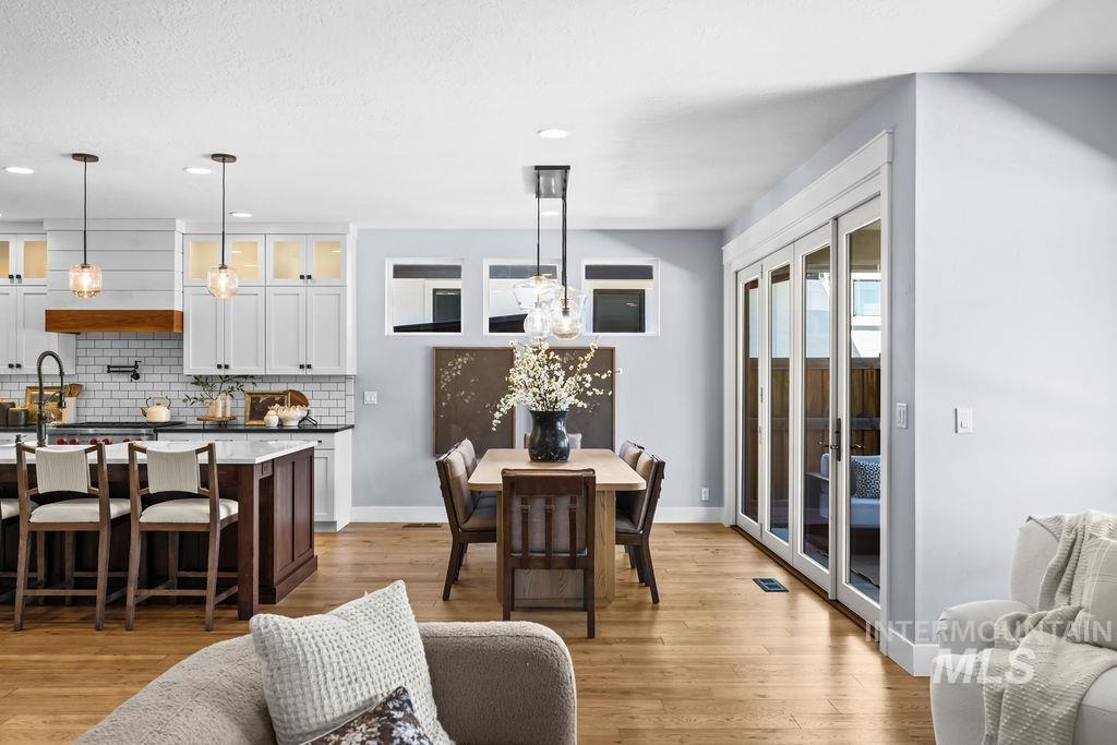 2622 S Old Hickory Way, Boise, Idaho 83716, 5 Bedrooms, 3.5 Bathrooms, Residential For Sale, Price $1,350,000, 98991563