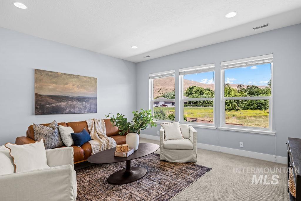 2622 S Old Hickory Way, Boise, Idaho 83716, 5 Bedrooms, 3.5 Bathrooms, Residential For Sale, Price $1,350,000, 98991563