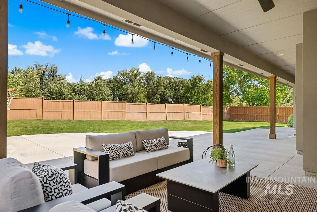 2622 S Old Hickory Way, Boise, Idaho 83716, 5 Bedrooms, 3.5 Bathrooms, Residential For Sale, Price $1,350,000, 98991563