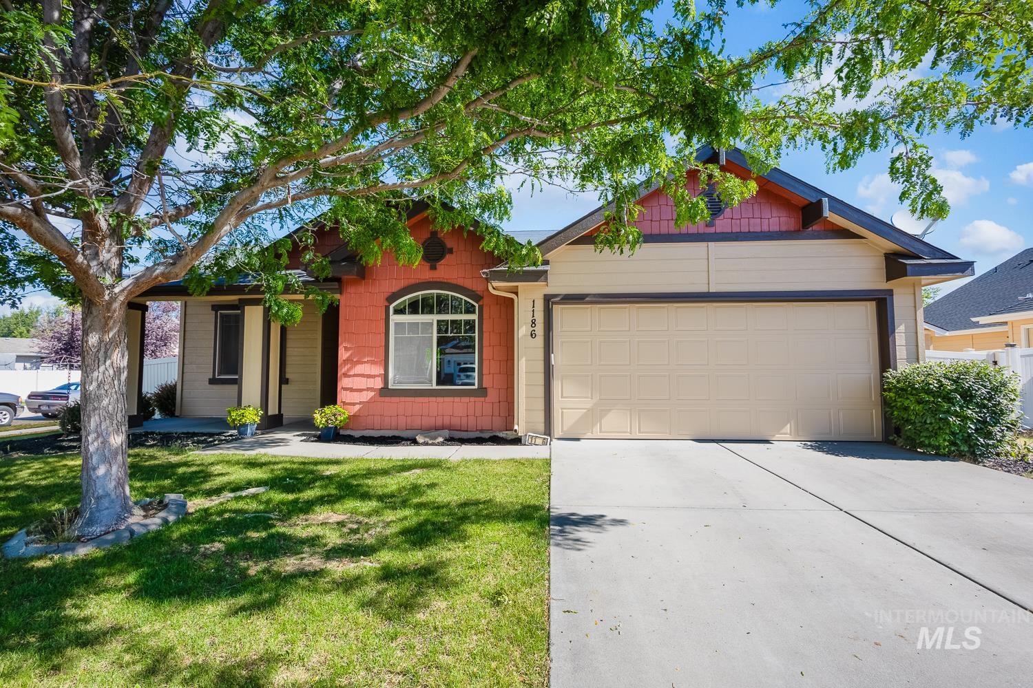 1186 E Observation St, Meridian, Idaho 83642, 3 Bedrooms, 2 Bathrooms, Residential For Sale, Price $475,000,MLS 98991566