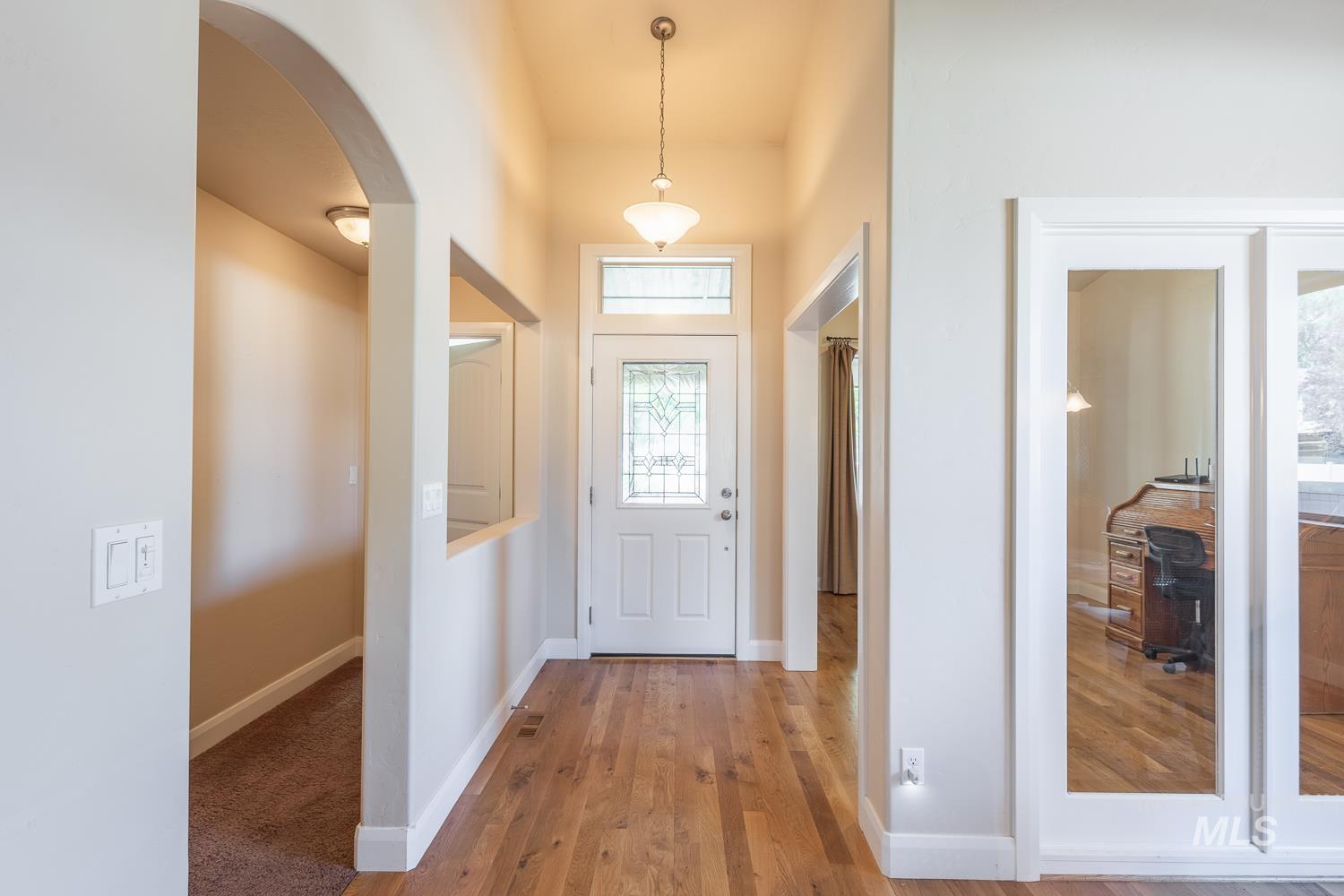 1186 E Observation St, Meridian, Idaho 83642, 3 Bedrooms, 2 Bathrooms, Residential For Sale, Price $475,000,MLS 98991566