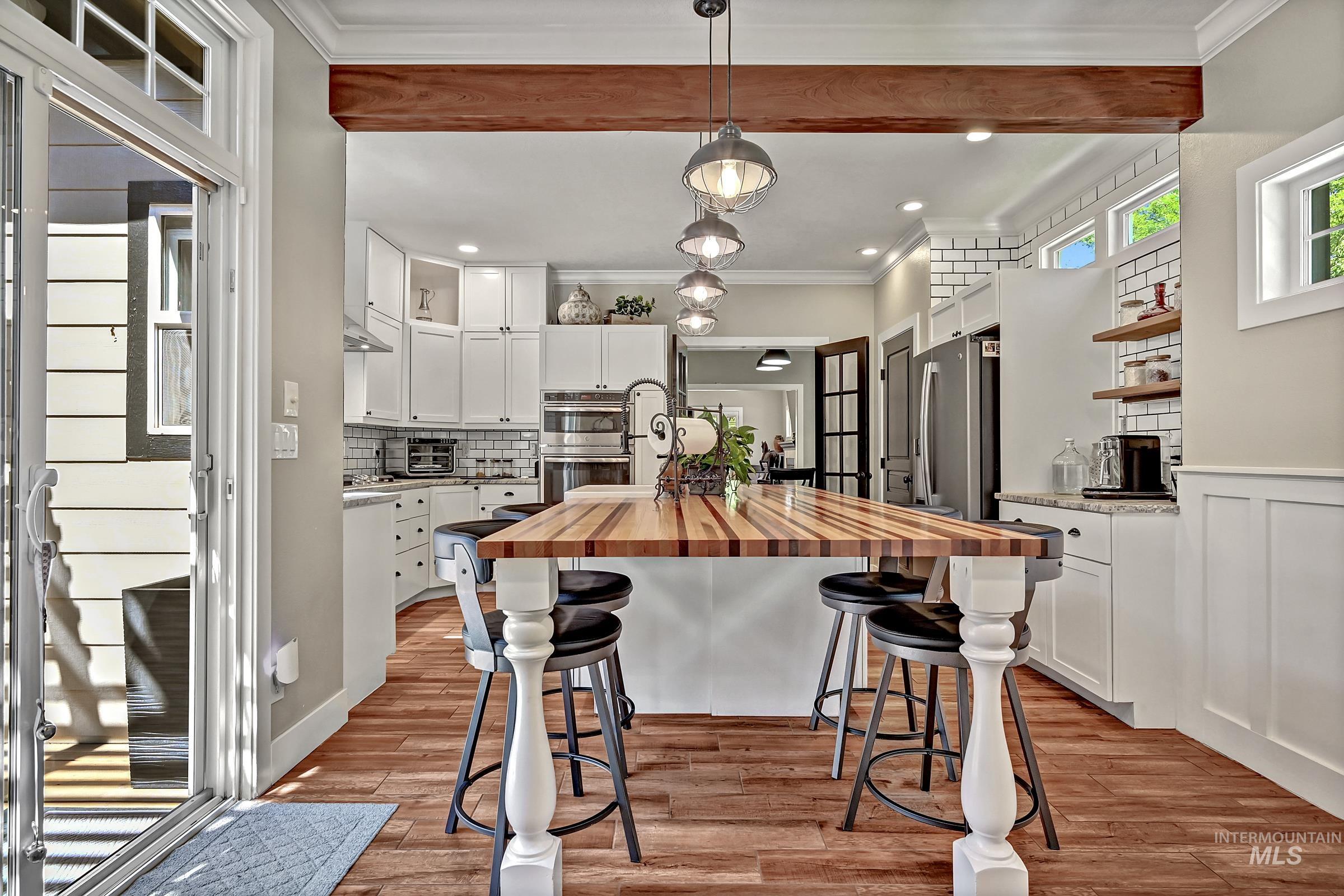 2395 E Gloucester Pl, Boise, Idaho 83706, 3 Bedrooms, 4.5 Bathrooms, Residential For Sale, Price $875,000,MLS 98991567