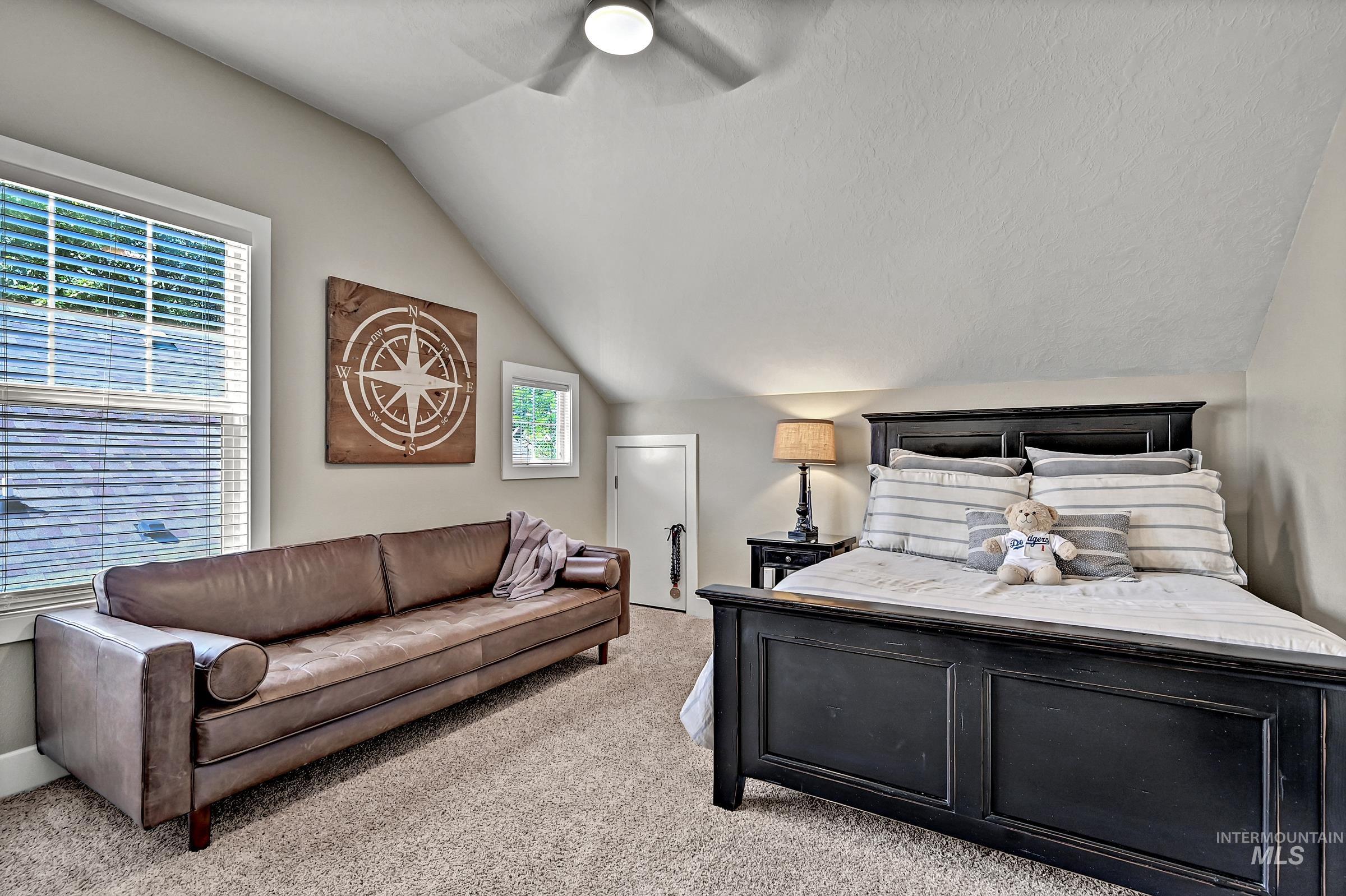 2395 E Gloucester Pl, Boise, Idaho 83706, 3 Bedrooms, 4.5 Bathrooms, Residential For Sale, Price $875,000,MLS 98991567