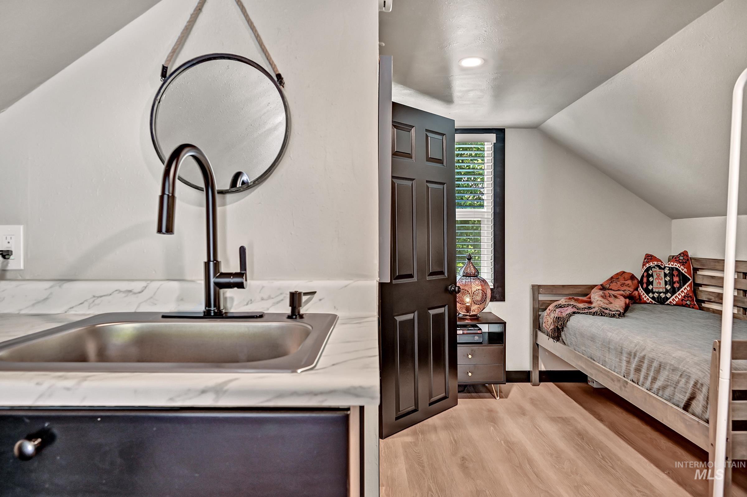 2395 E Gloucester Pl, Boise, Idaho 83706, 3 Bedrooms, 4.5 Bathrooms, Residential For Sale, Price $875,000,MLS 98991567